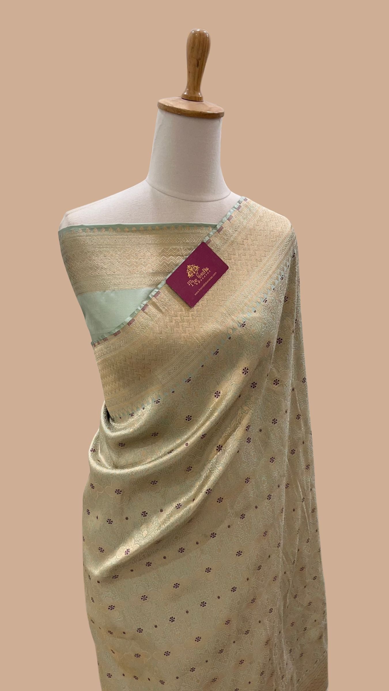 Pure Katan Silk Handloom Banarasi Saree - Tanchui Brocade Meena