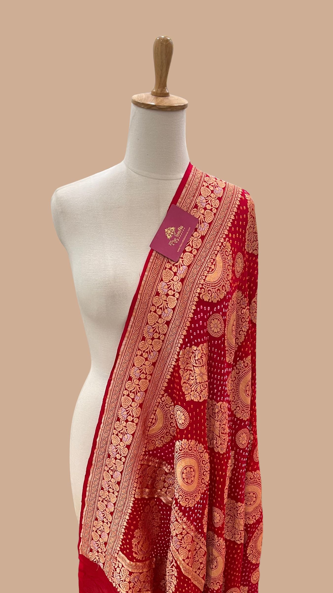 Khaddi Georgette Banarasi Handloom Bandhej Dupatta