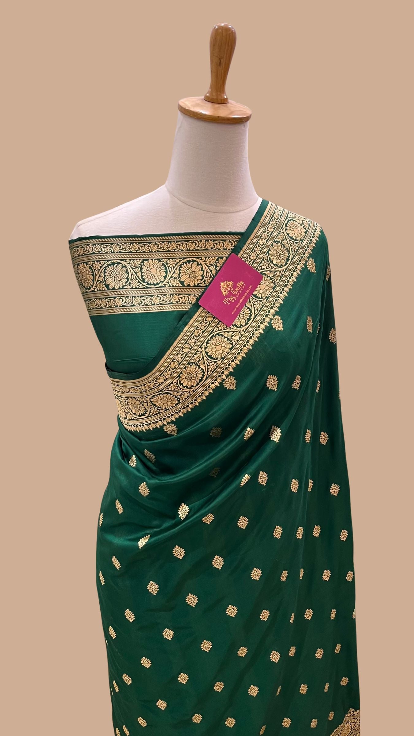 Pure Katan Silk Handloom Banarasi Saree - Jaal work