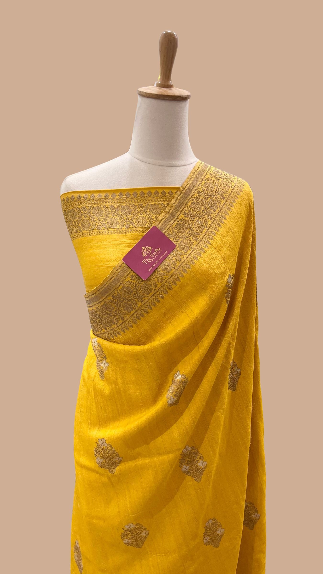 Tussar Georgette Handloom Banarasi Saree - with Sona Rupa Kadhua Motifs