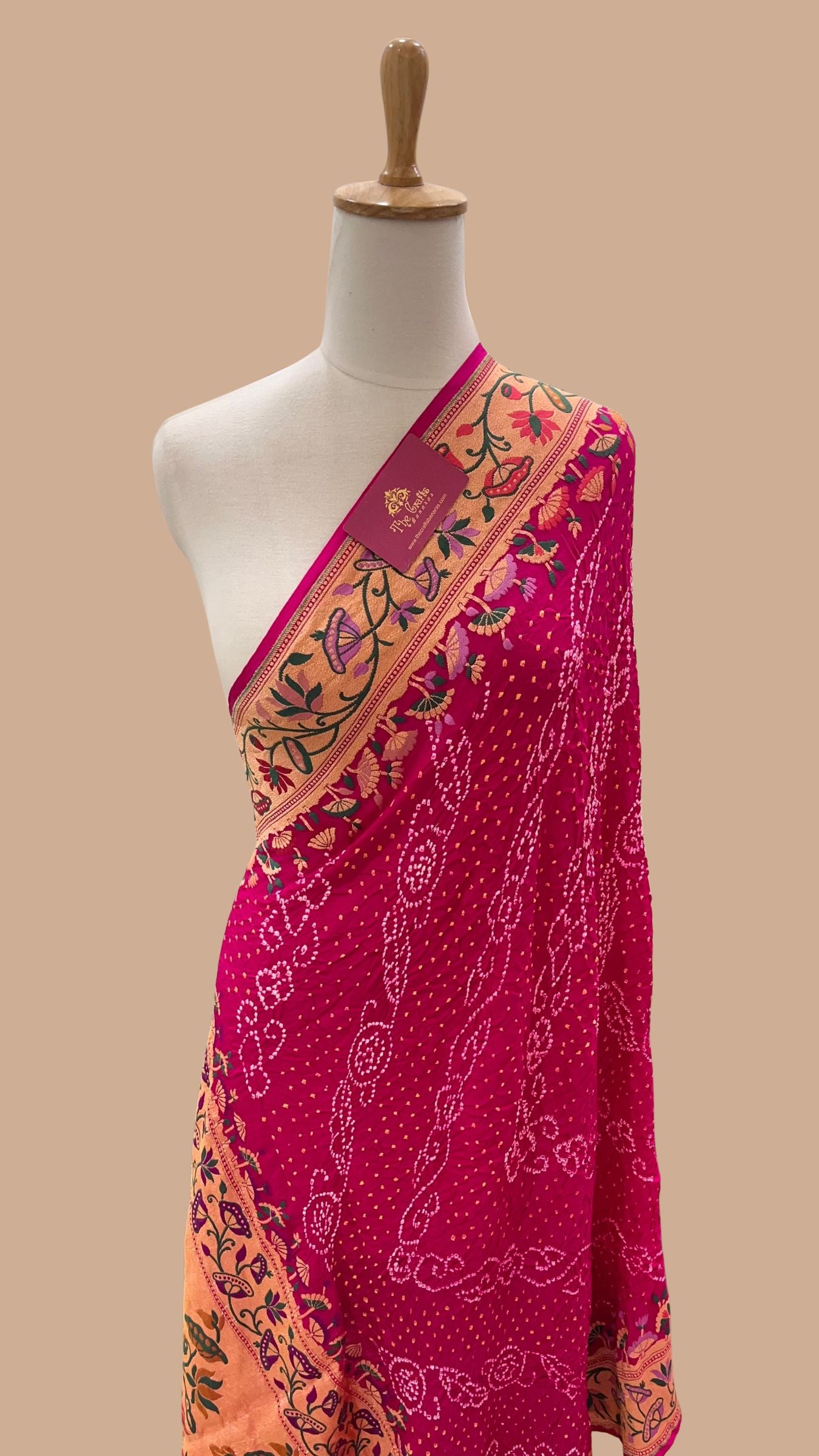 Khaddi Georgette Banarasi Handloom Bandhej Dupatta