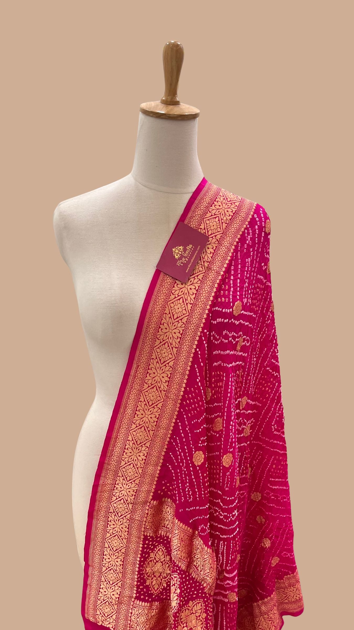 Khaddi Georgette Banarasi Handloom Bandhej Dupatta