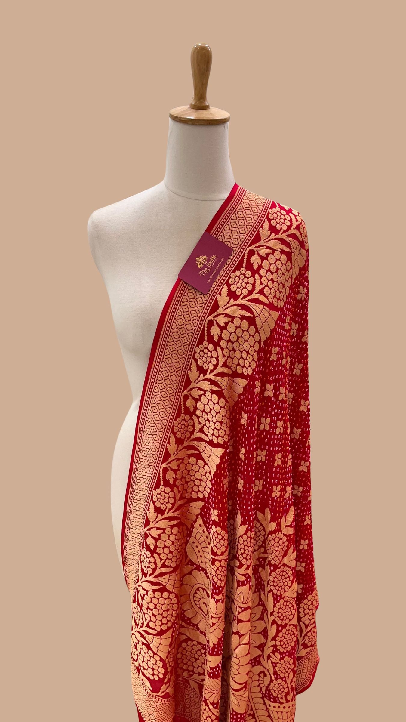 Khaddi Georgette Banarasi Handloom Bandhej Dupatta
