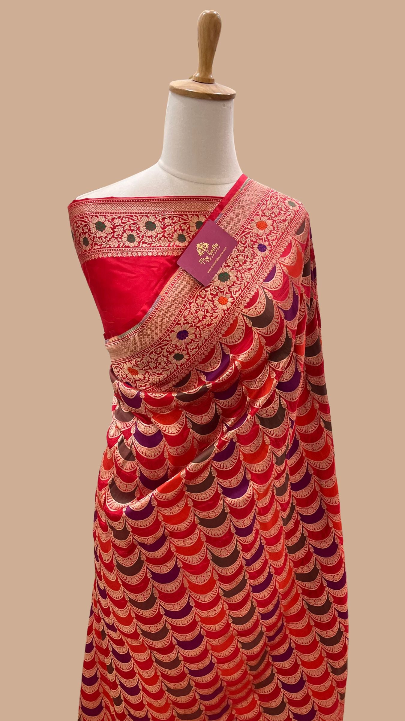 Rangkat Pure Katan Silk Handloom Banarasi Saree - Jaal with meenakari