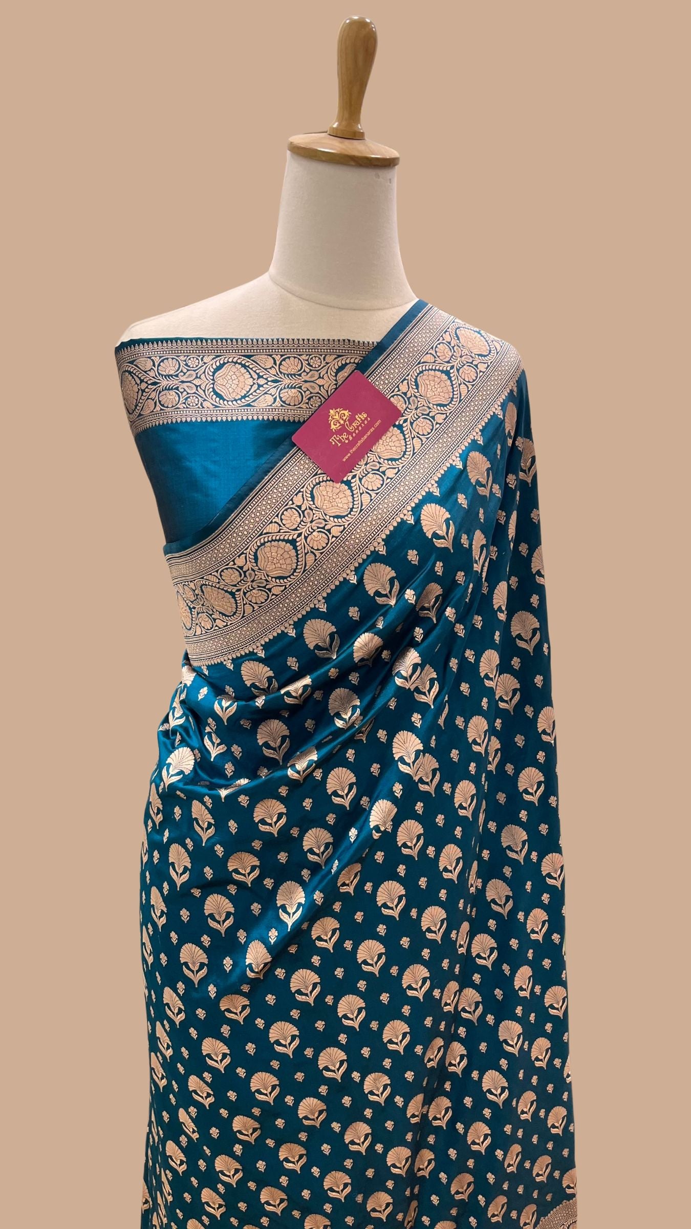 Pure Katan Silk Handloom Banarasi Saree - Jaal work