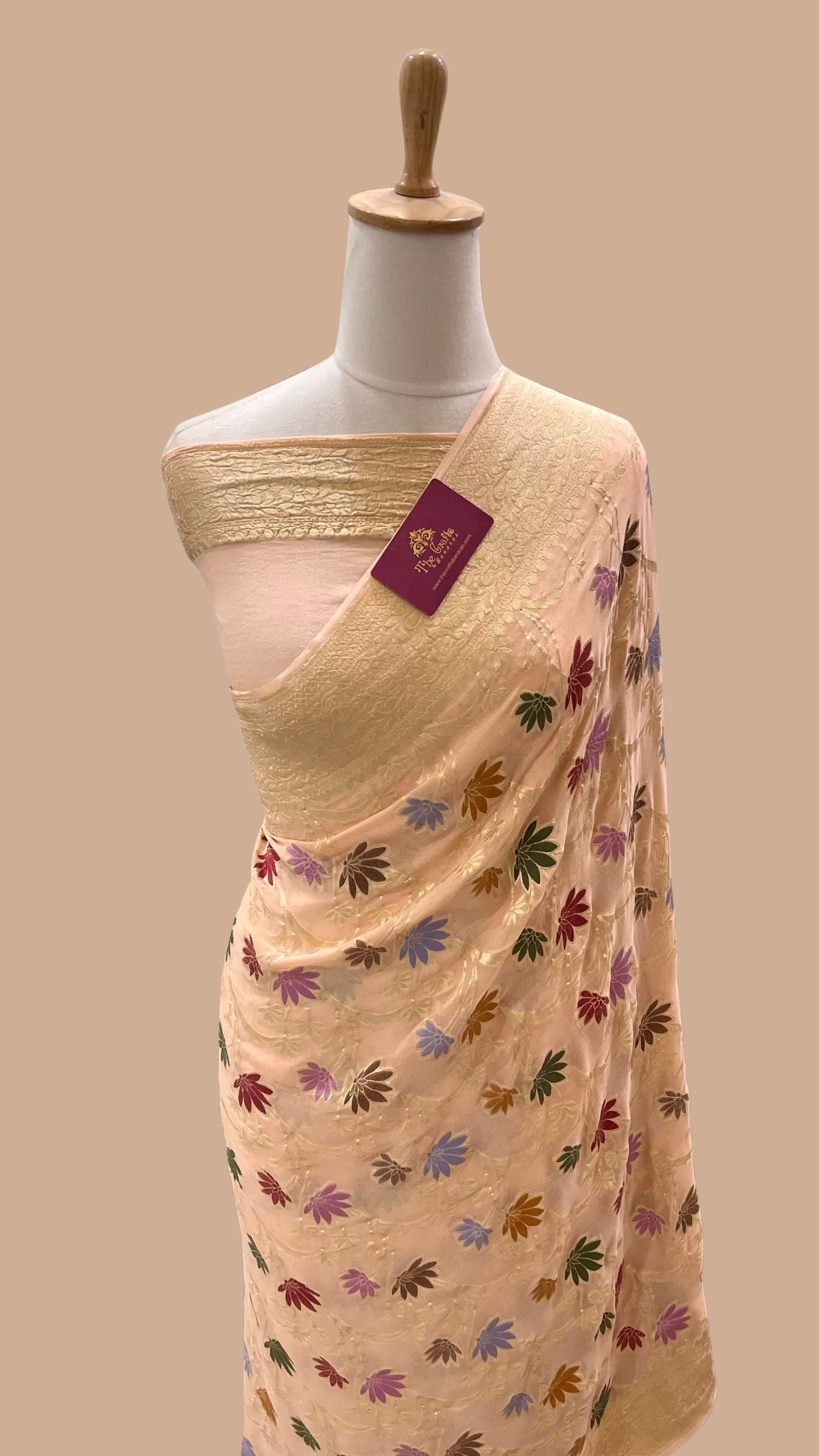 Khaddi Georgette Handloom Banarasi Saree - Jaal with Meenakari