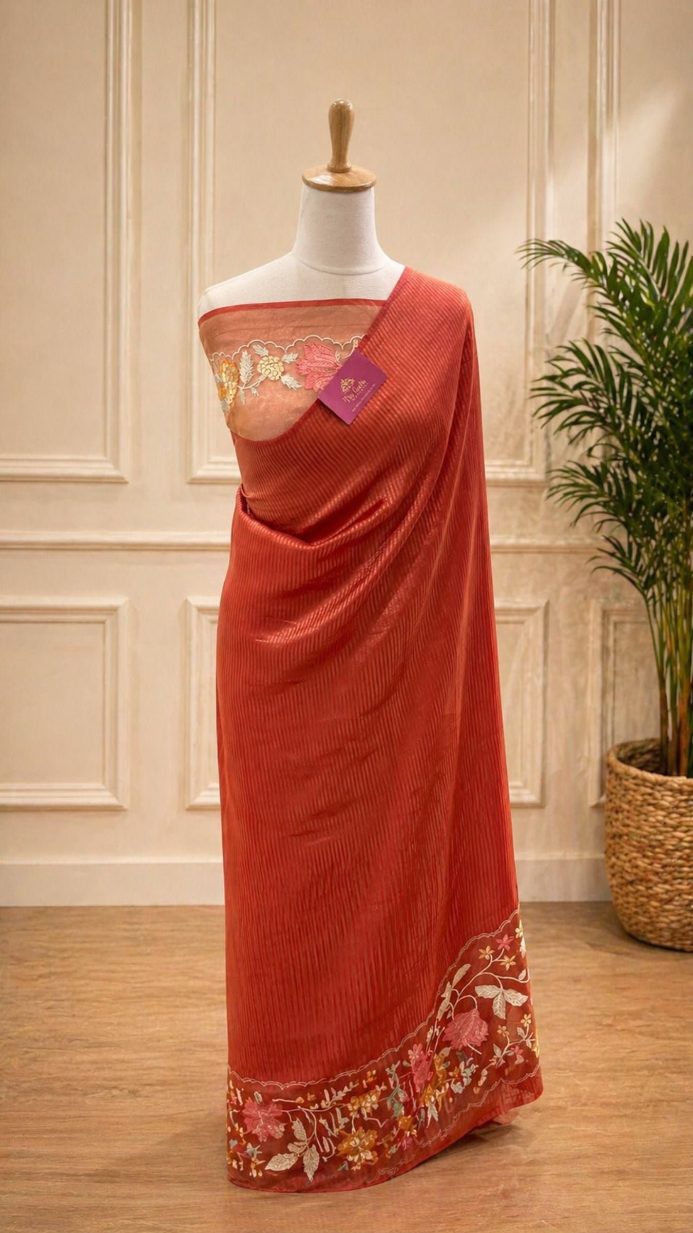 Pure Tissue Silk Banarasi Saree - with Chikankari Border
