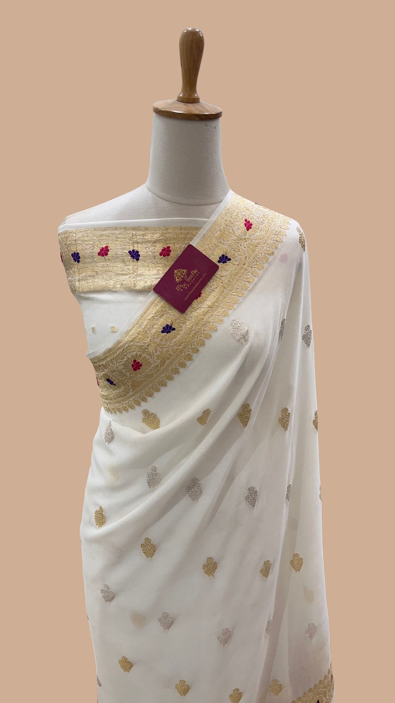 Tissue Georgette Handloom Banarasi Saree - with kadhua Meenakari Motifs