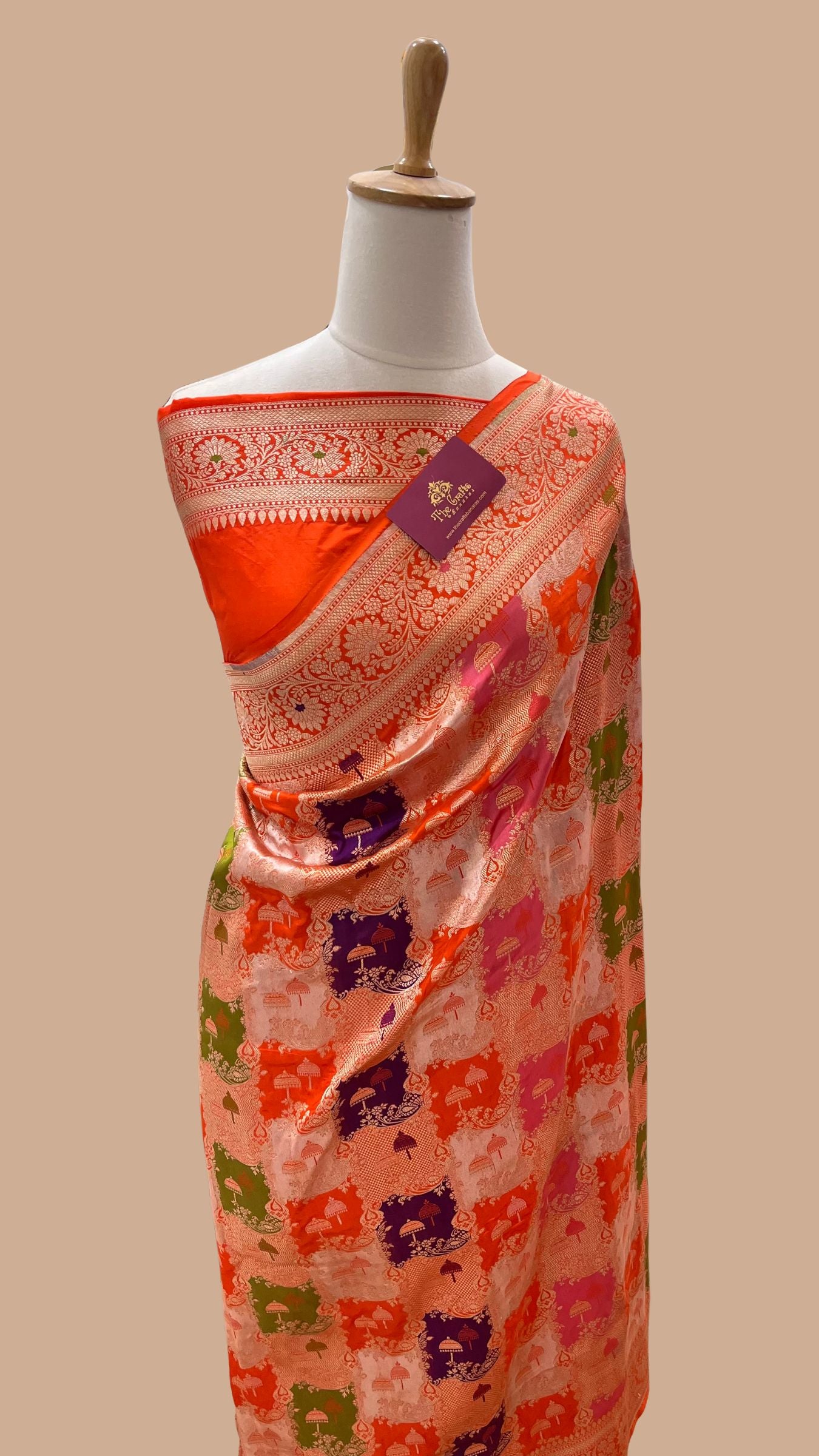 Rangkat Pure Katan Silk Handloom Banarasi Saree - Jaal with meenakari