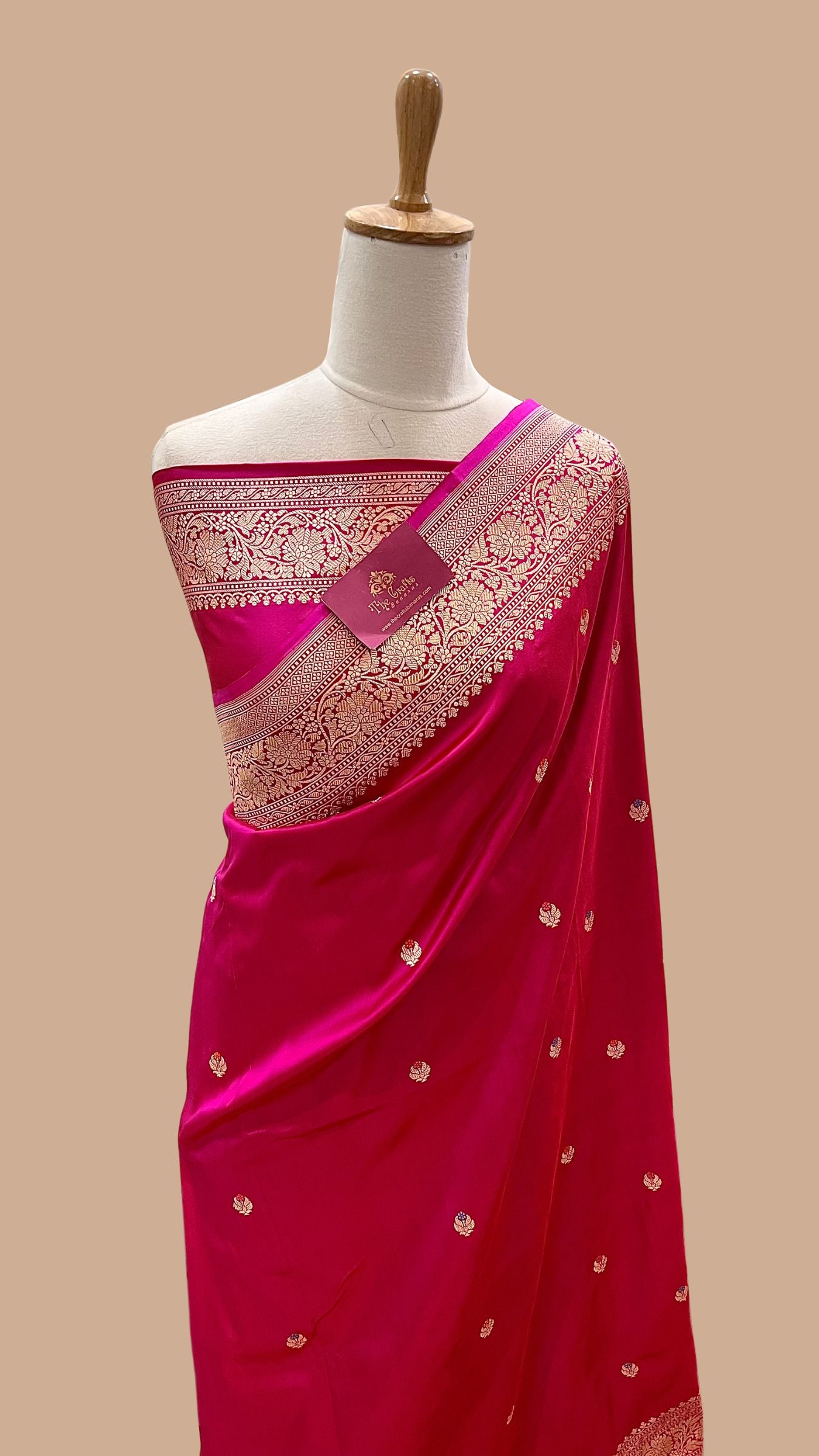 Pure Katan Silk Handloom Banarasi Saree - with kadhua zari work