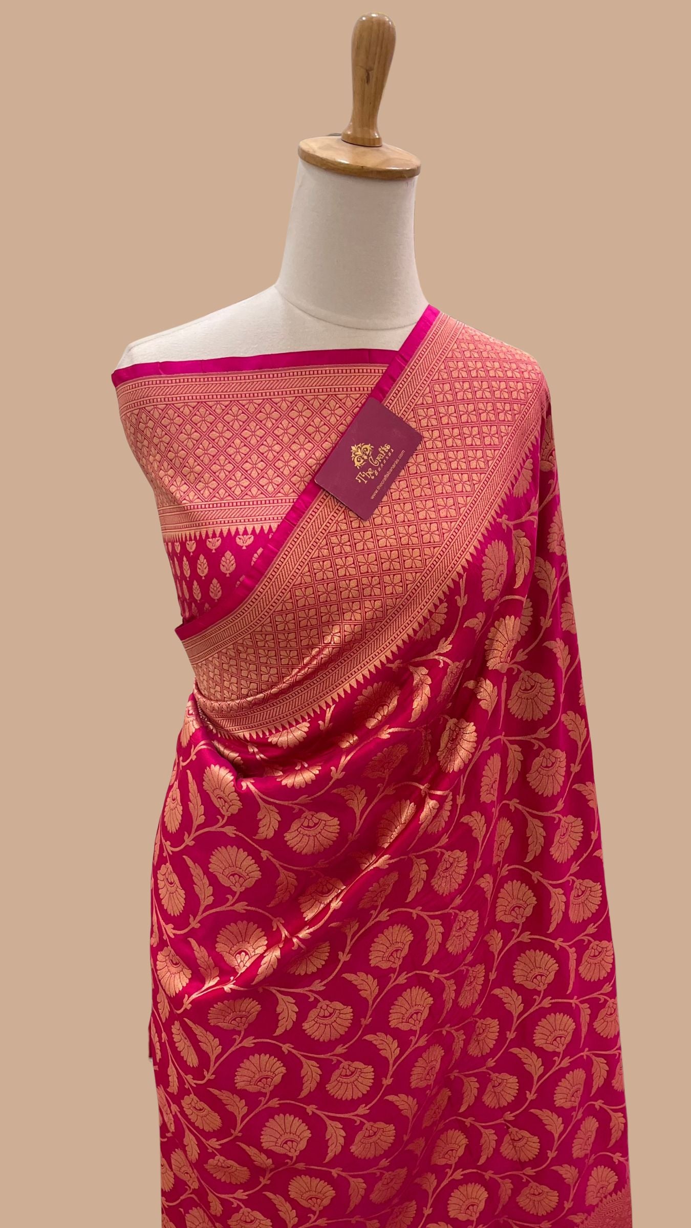 Pure Katan Silk Handloom Banarasi Saree - Jaal work