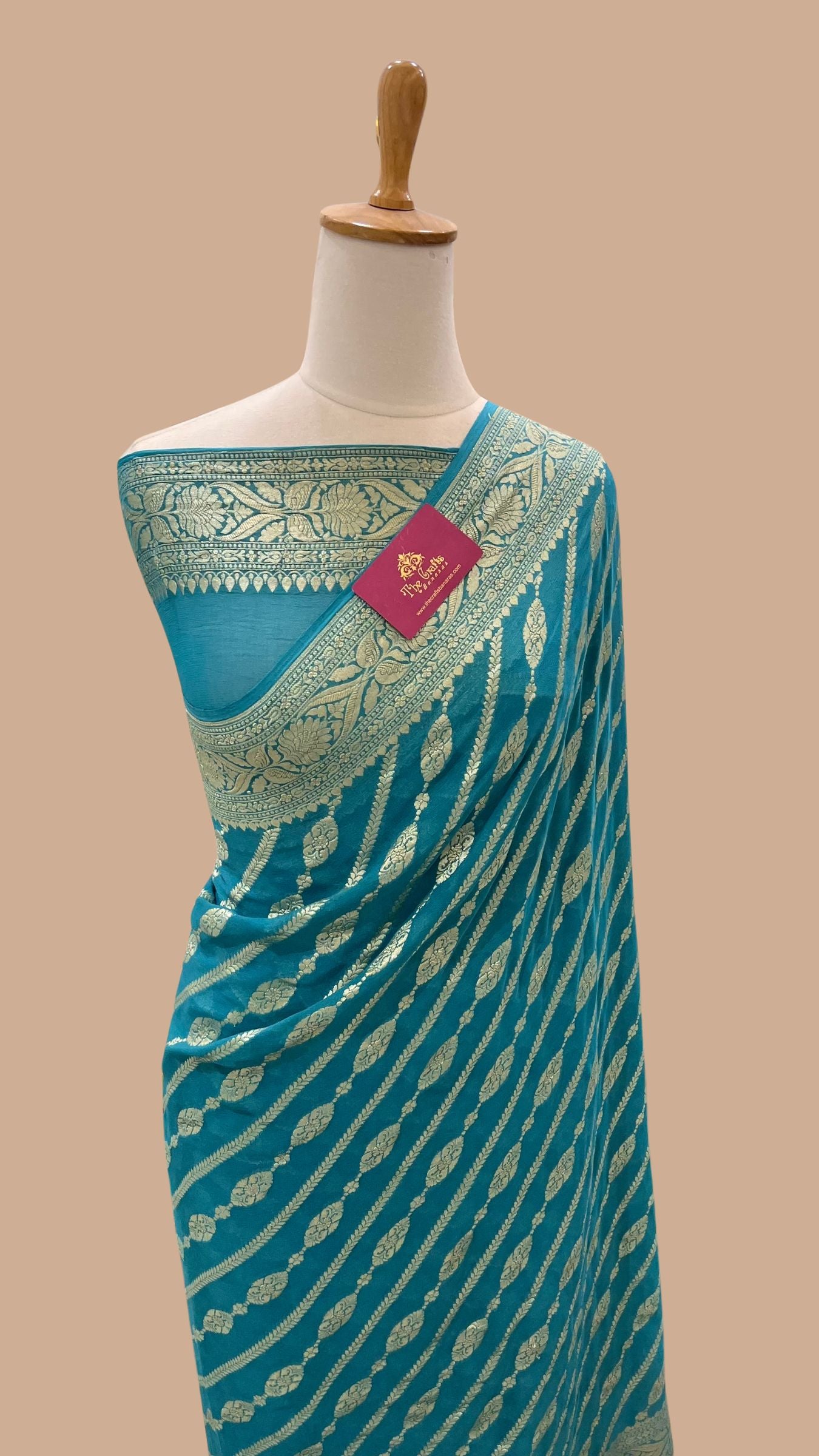 Khaddi Georgette Handloom Banarasi Saree - Water Zari