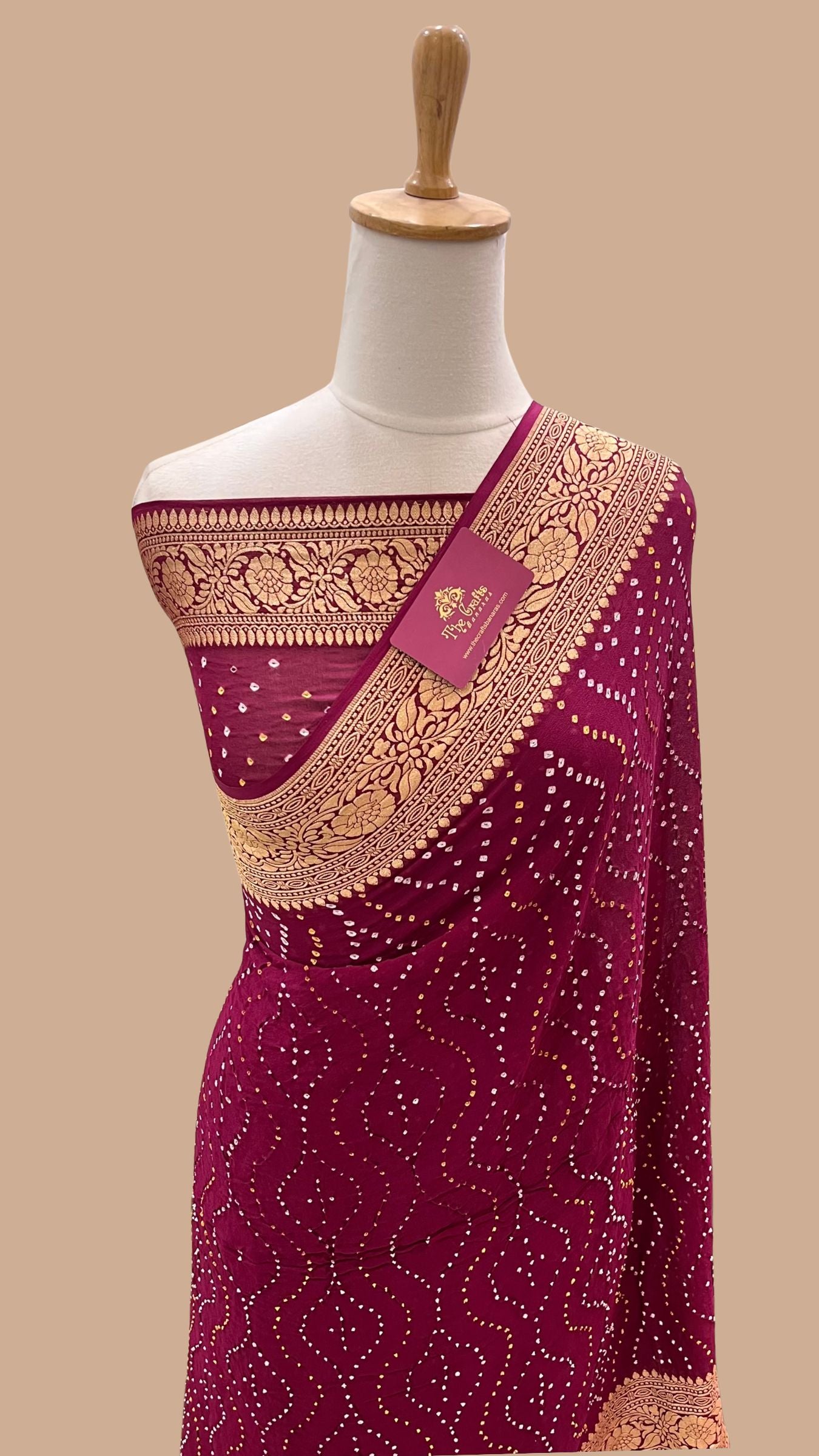 Pure Georgette Banarasi Handloom Bandhej Saree