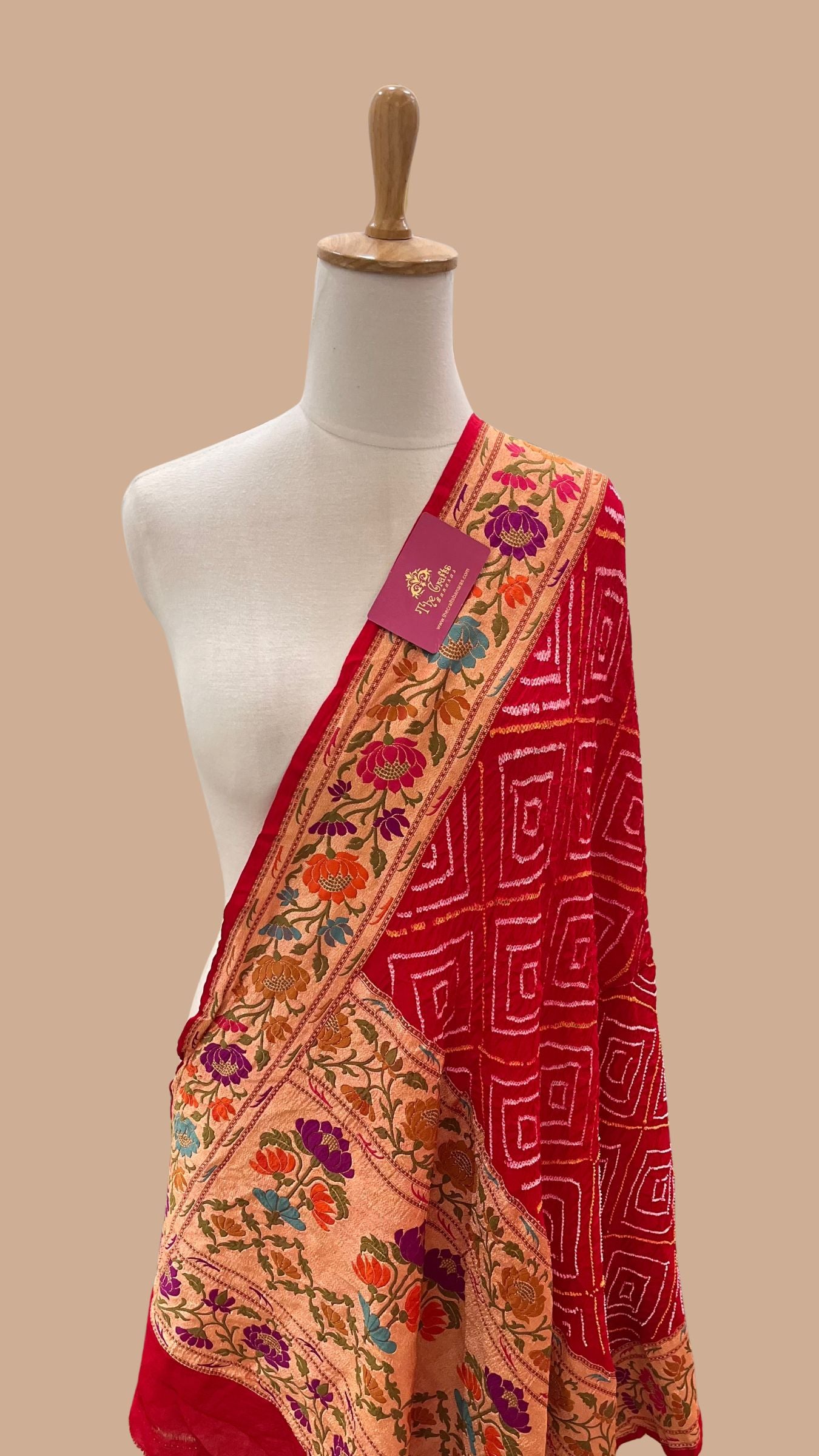Khaddi Georgette Banarasi Handloom Bandhej Dupatta