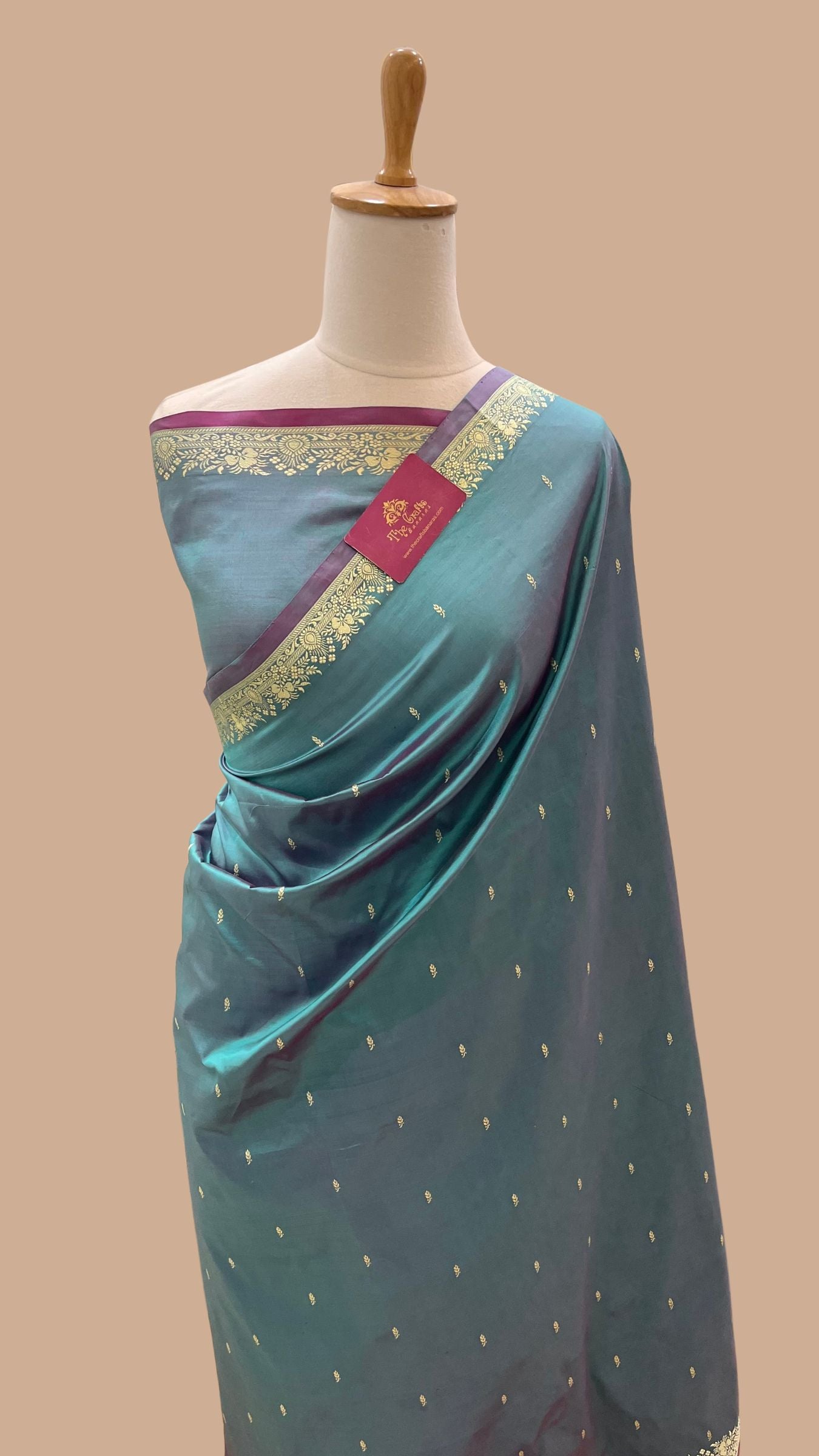 Pure Katan Silk Handloom Banarasi Saree - Resham Chunri Buti
