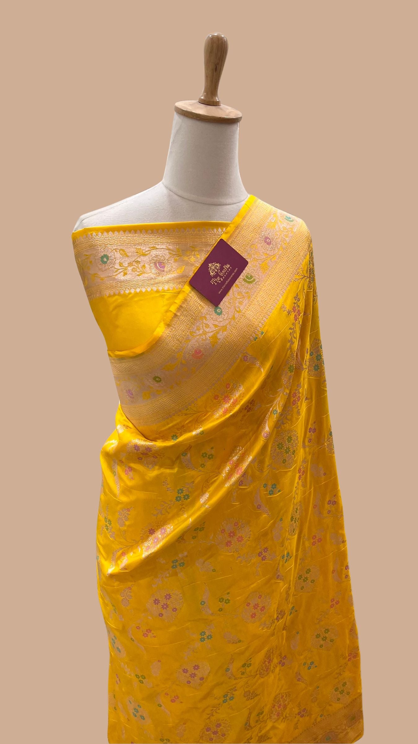 Pure Katan Silk Handloom Banarasi Saree - Jaal With Meenakari