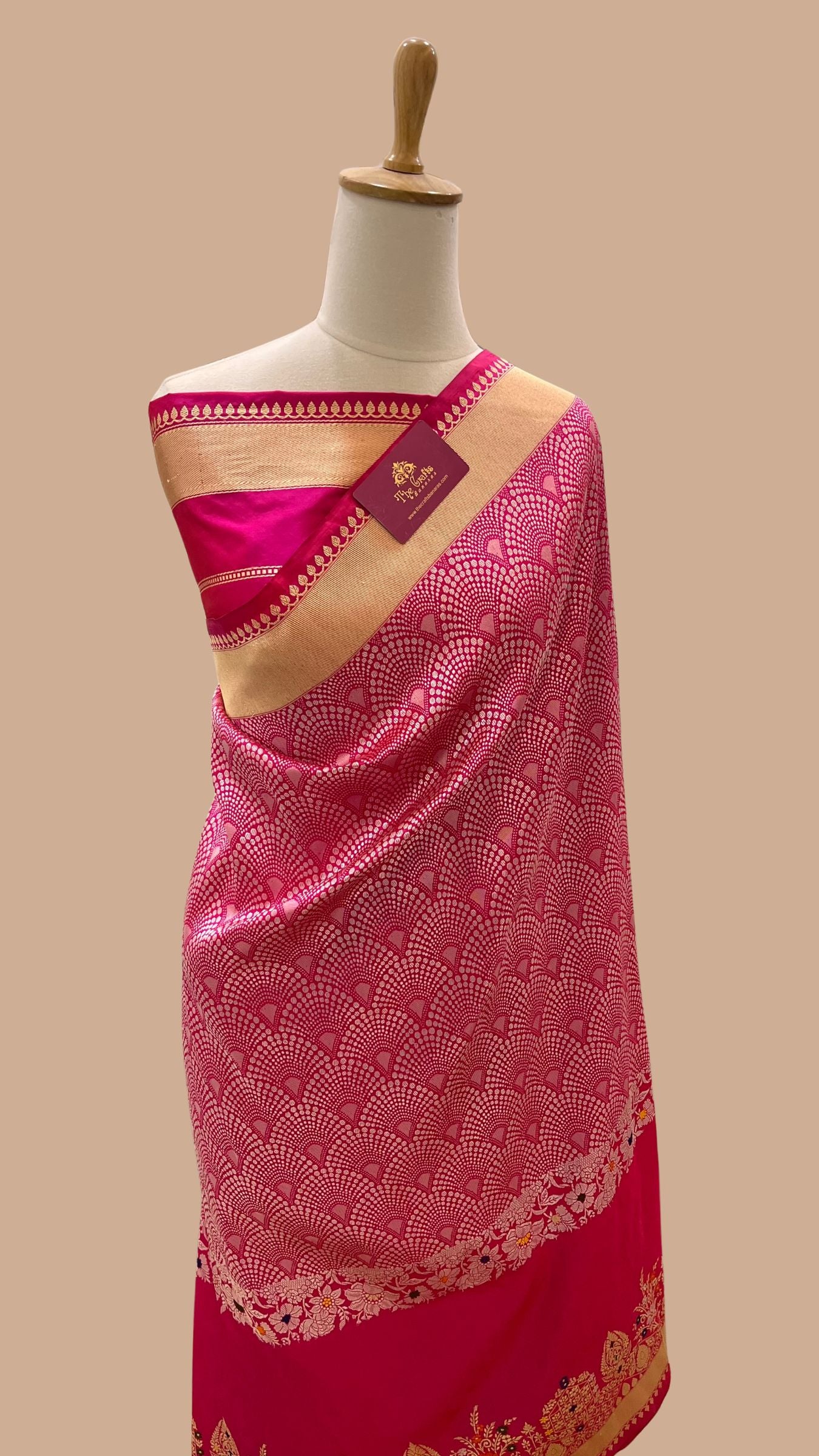 Pure Katan Silk Handloom Banarasi Saree - Kadhua Tanchui Brocade Meena