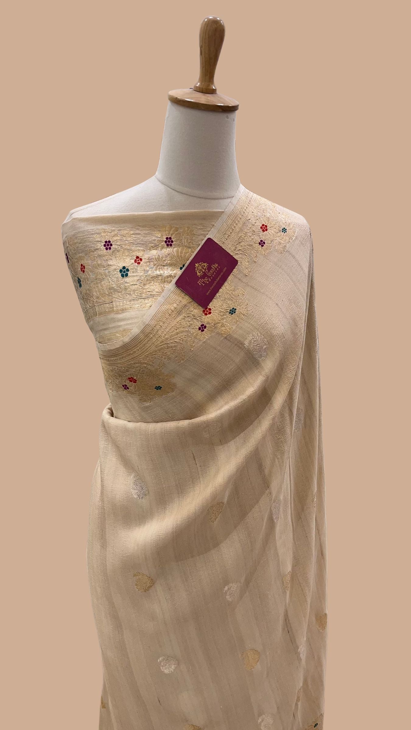 Tussar Georgette Handloom Banarasi Saree - Jaal with Meenakari