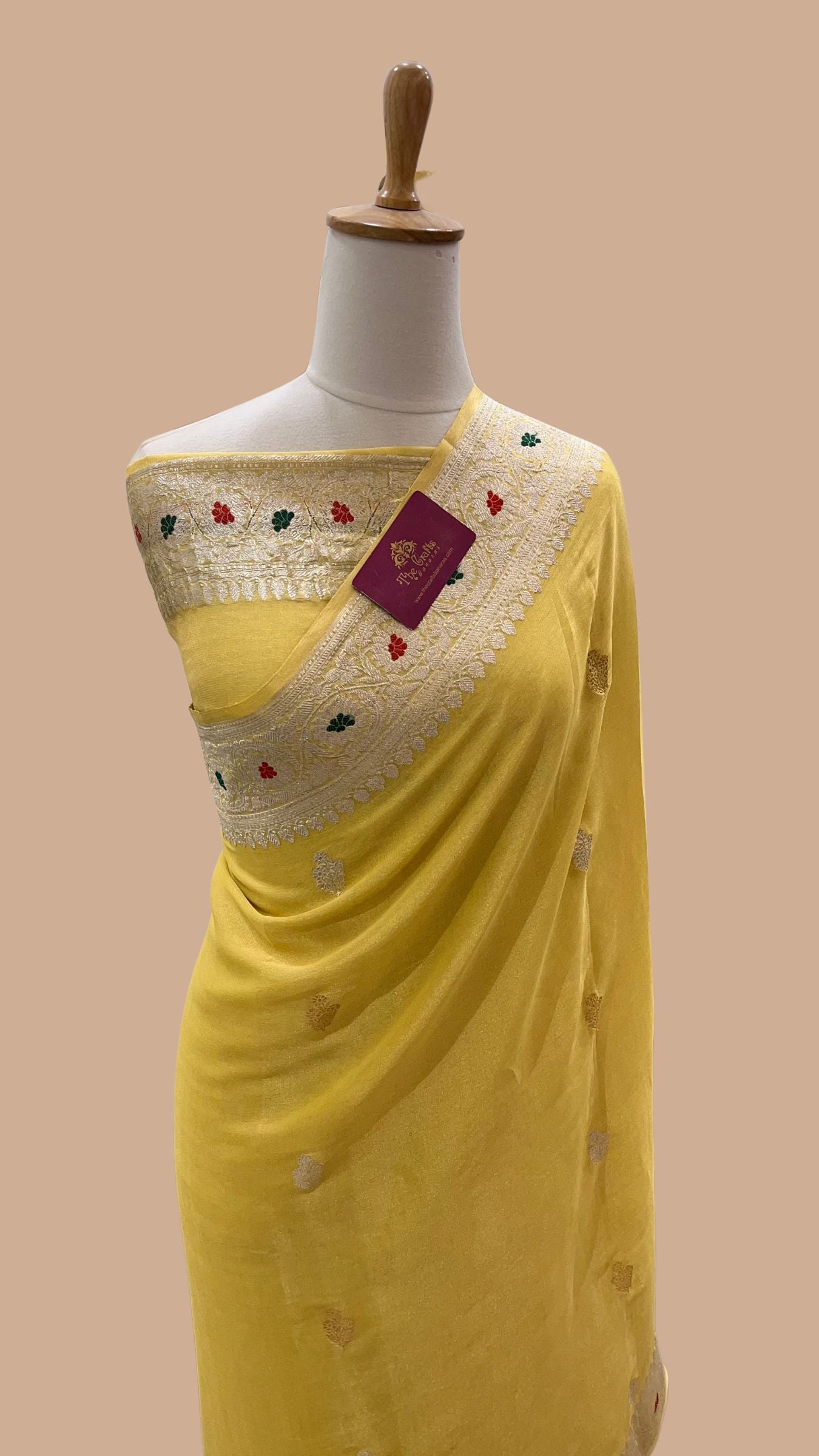 Tissue Georgette Handloom Banarasi Saree - with kadhua Meenakari Motifs