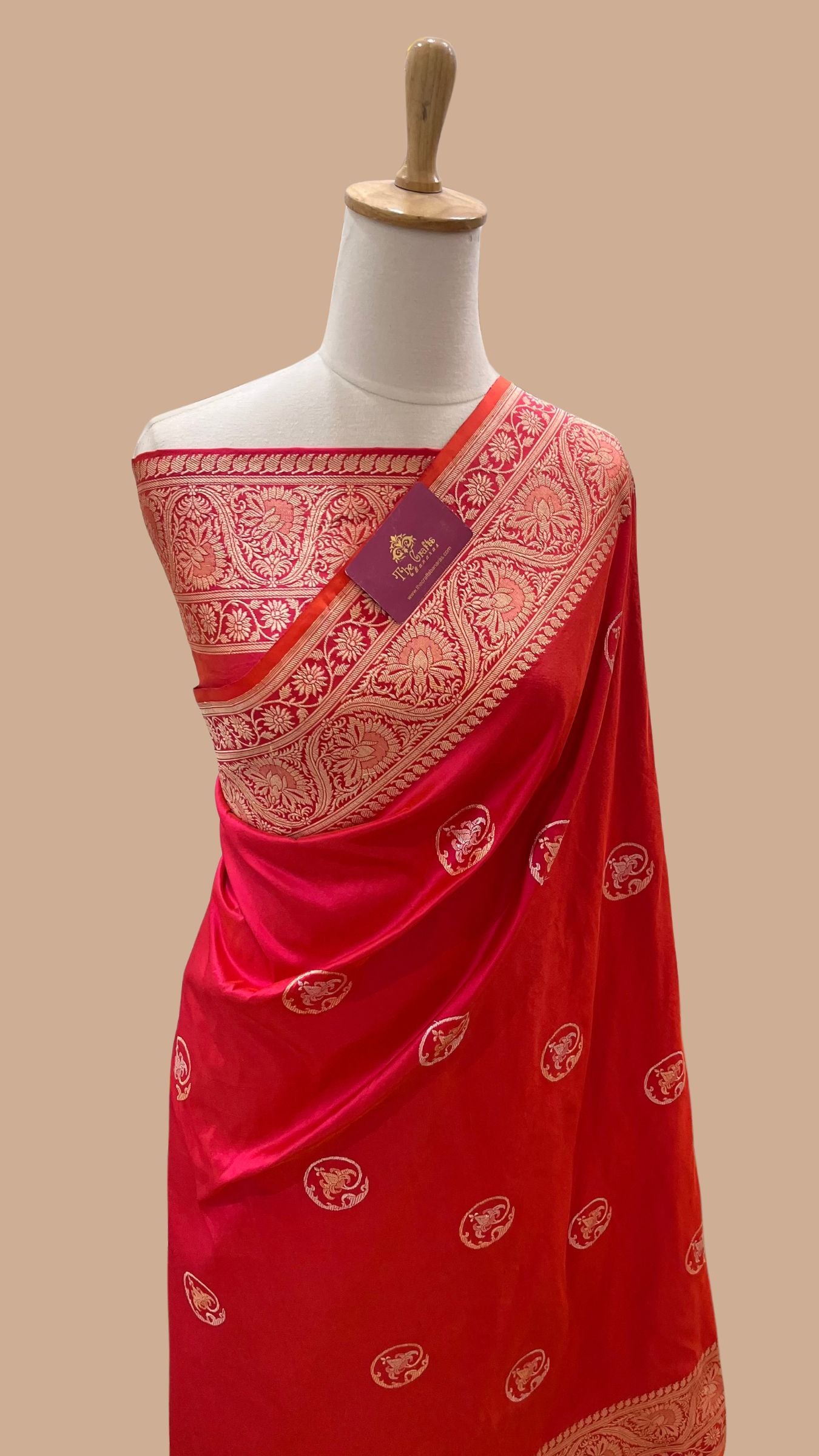 Pure Katan Silk Handloom Banarasi Saree - Kadhua sona rupa work
