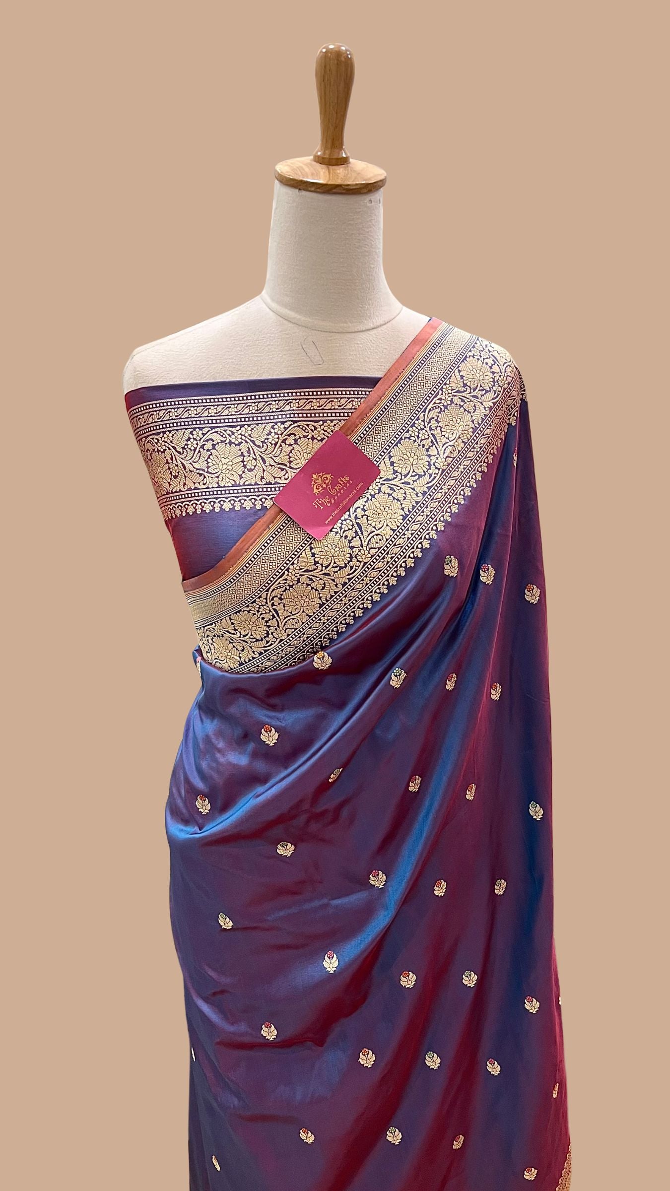 Pure Katan Silk Handloom Banarasi Saree - with kadhua zari work