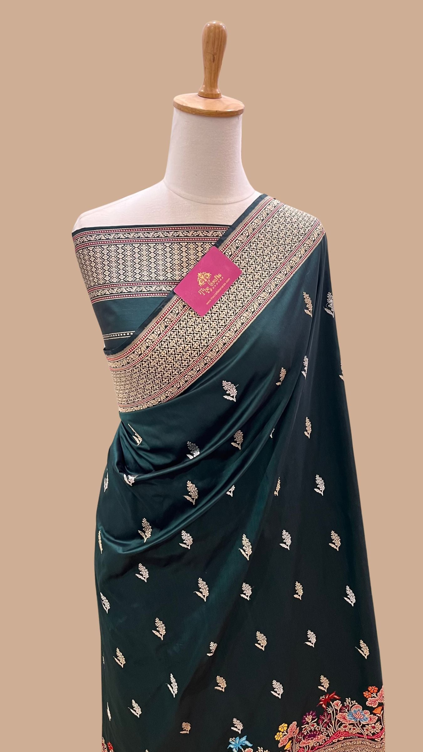 Pure Katan Silk Handloom Banarasi Saree - with kadhua meenakari motifs