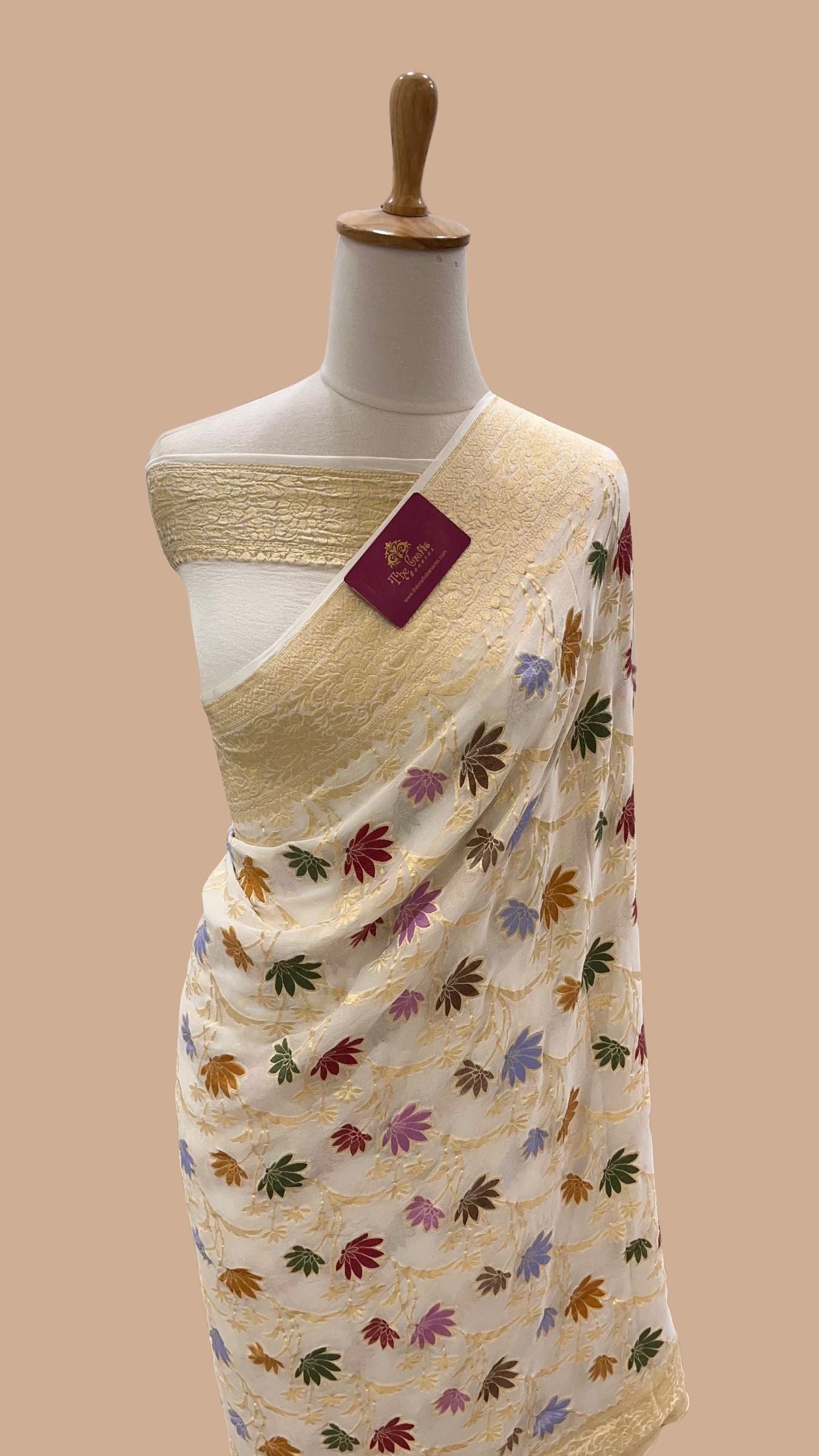 Khaddi Georgette Handloom Banarasi Saree - Jaal with Meenakari