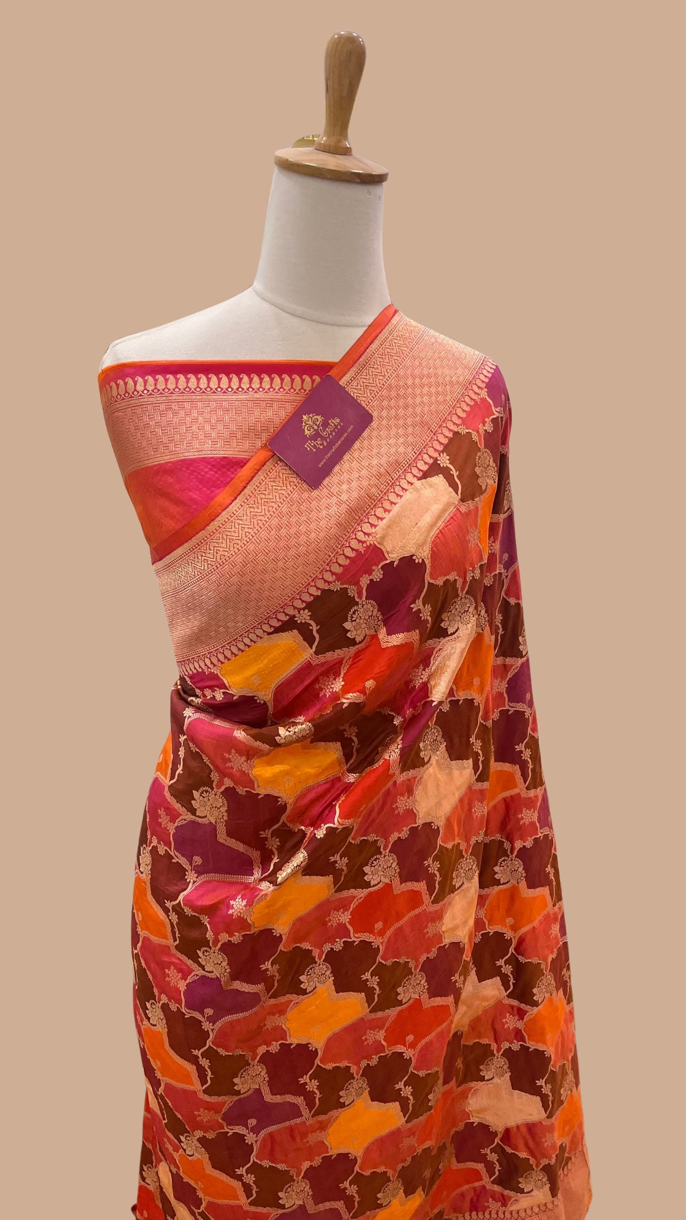 Rangkat Pure Katan Silk Handloom Banarasi Saree - Jaal Work With Meenakari