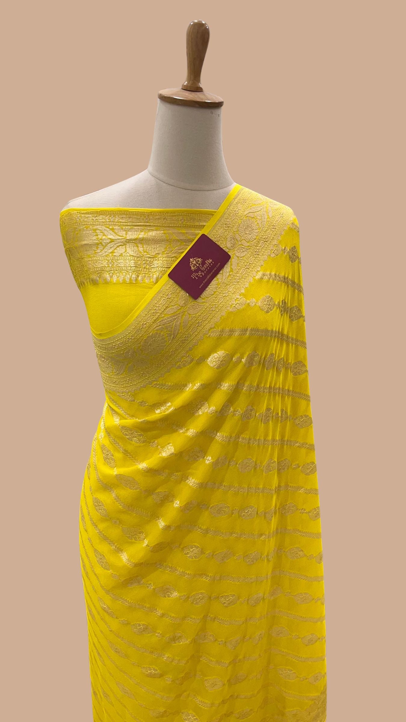 Khaddi Georgette Handloom Banarasi Saree - Water Zari