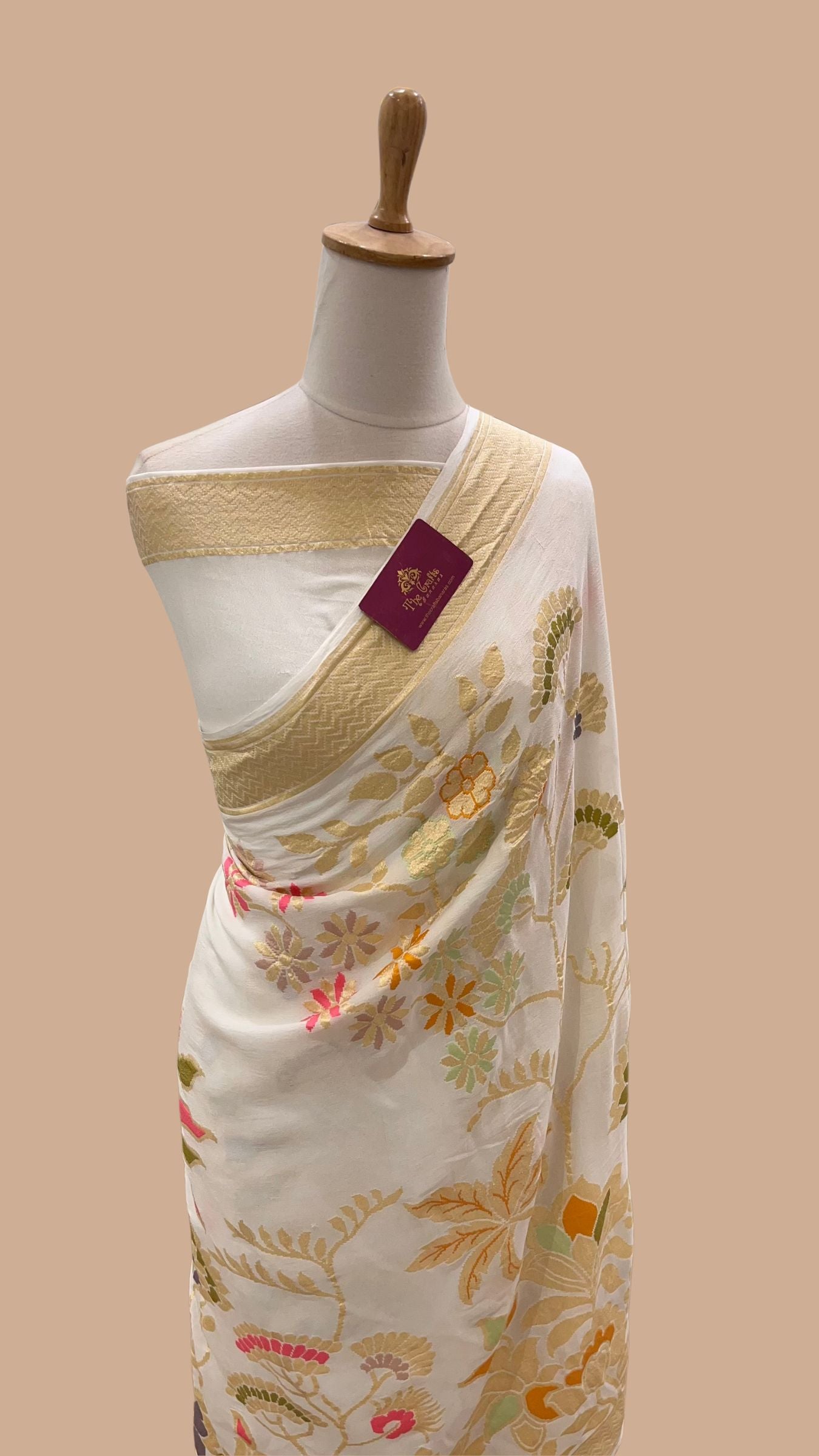 Khaddi Georgette Handloom Banarasi Saree - Jaal with Meenakari