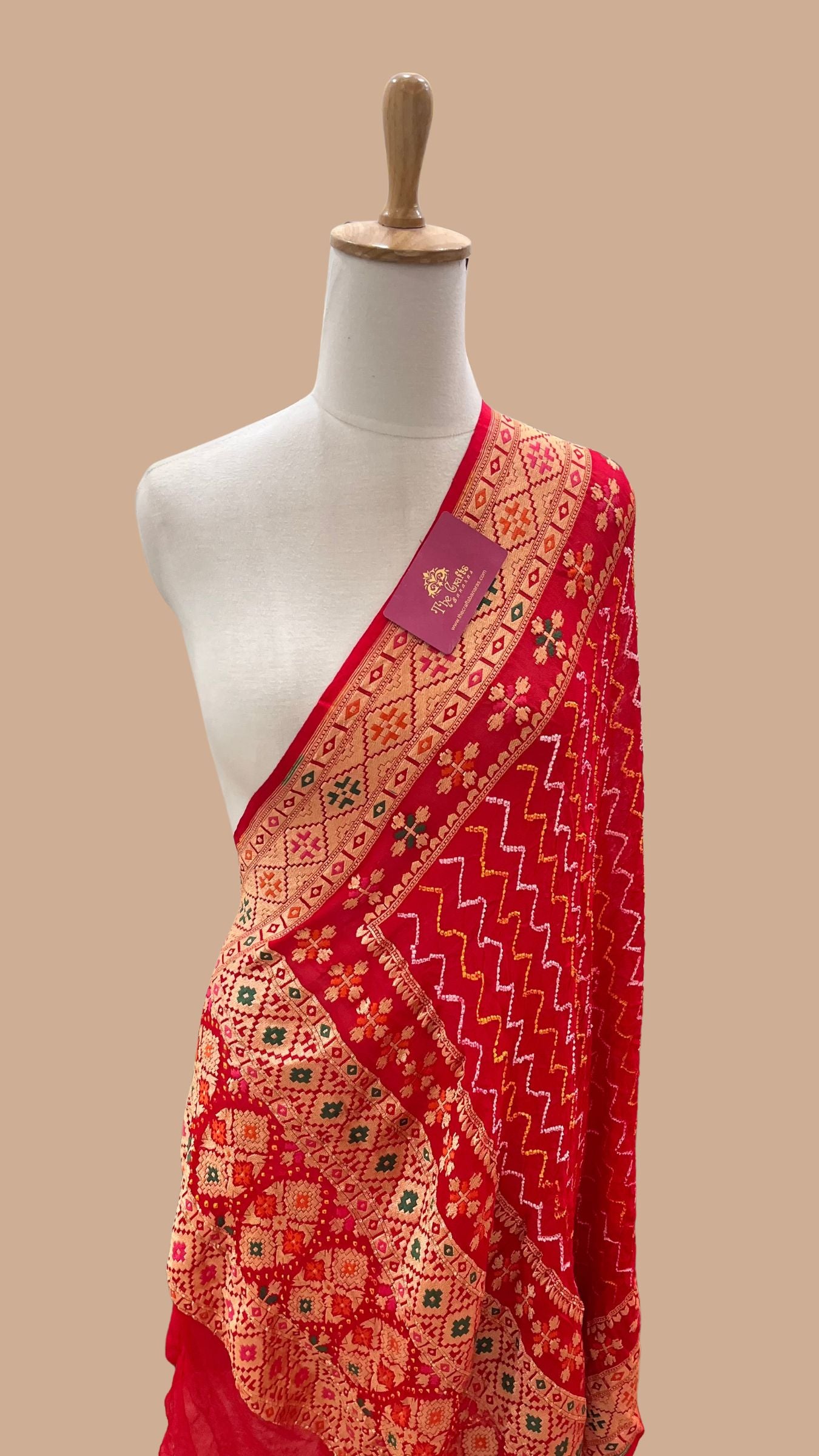 Khaddi Georgette Banarasi Handloom Bandhej Dupatta