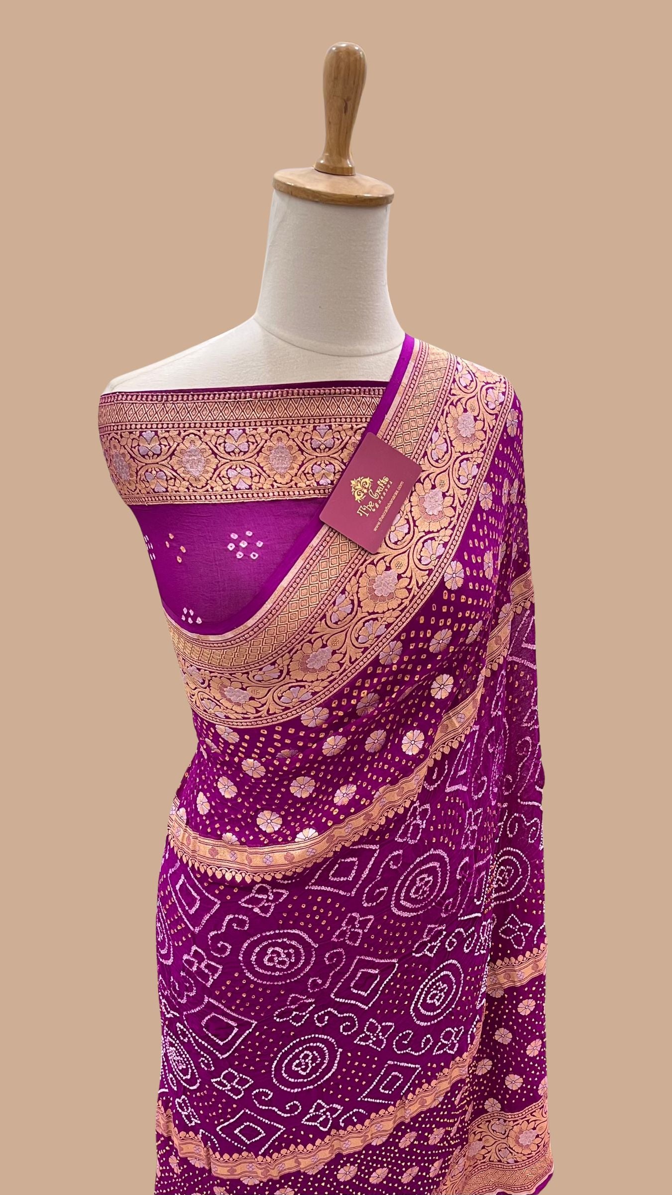 Pure Georgette Banarasi Handloom Bandhej Saree - All over Sona rupa Jaal work