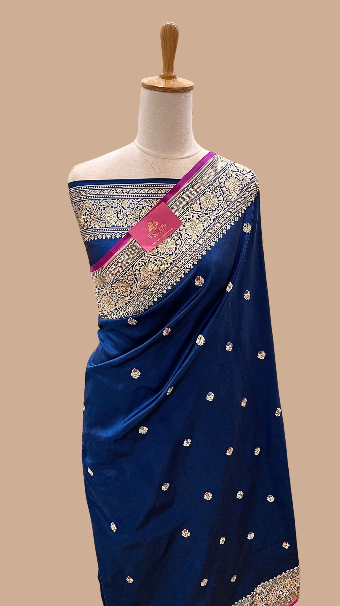 Pure Katan Silk Handloom Banarasi Saree - with kadhua zari work
