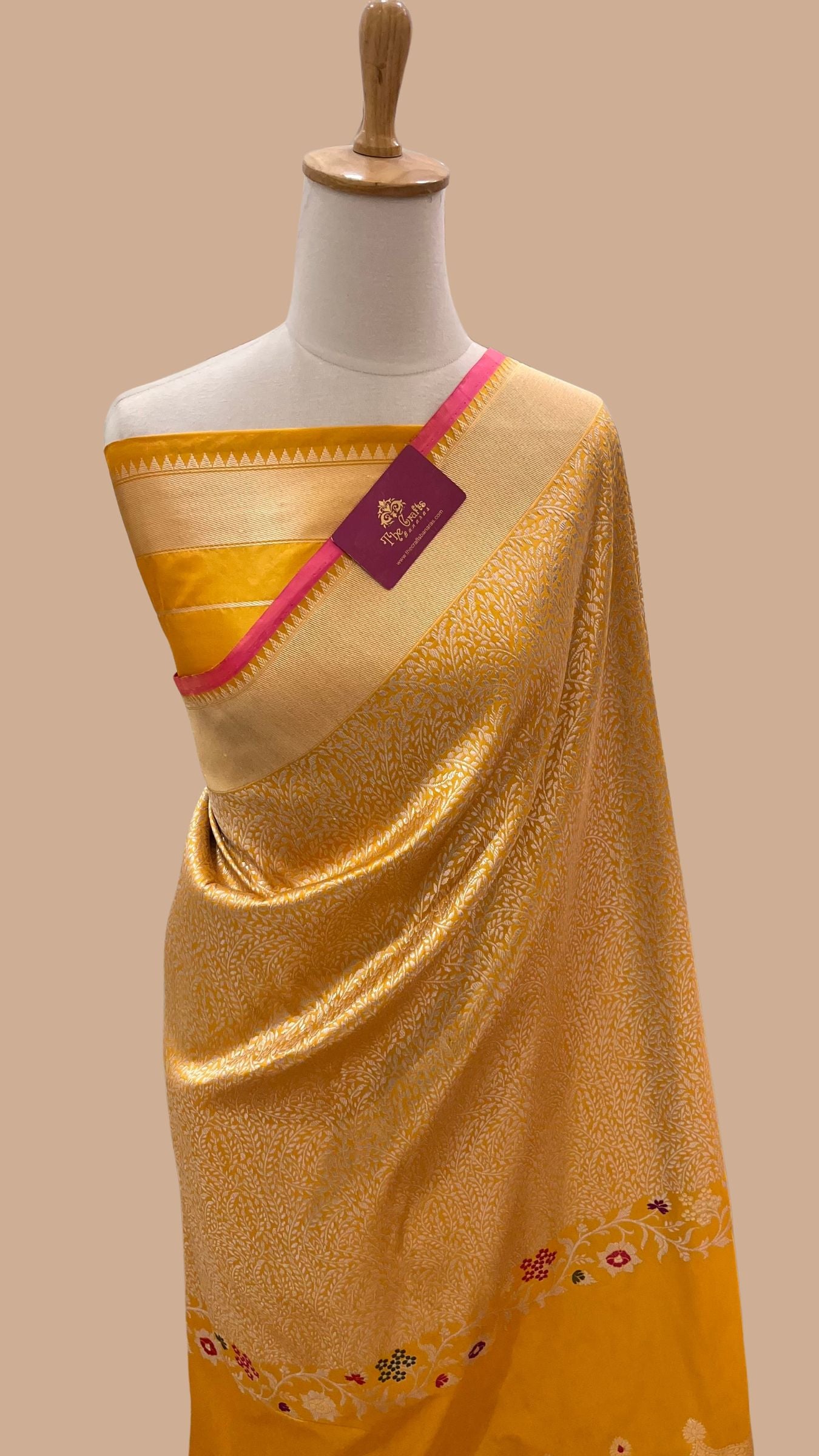 Pure Katan Silk Handloom Banarasi Saree - Kadhua Tanchui Brocade Meena