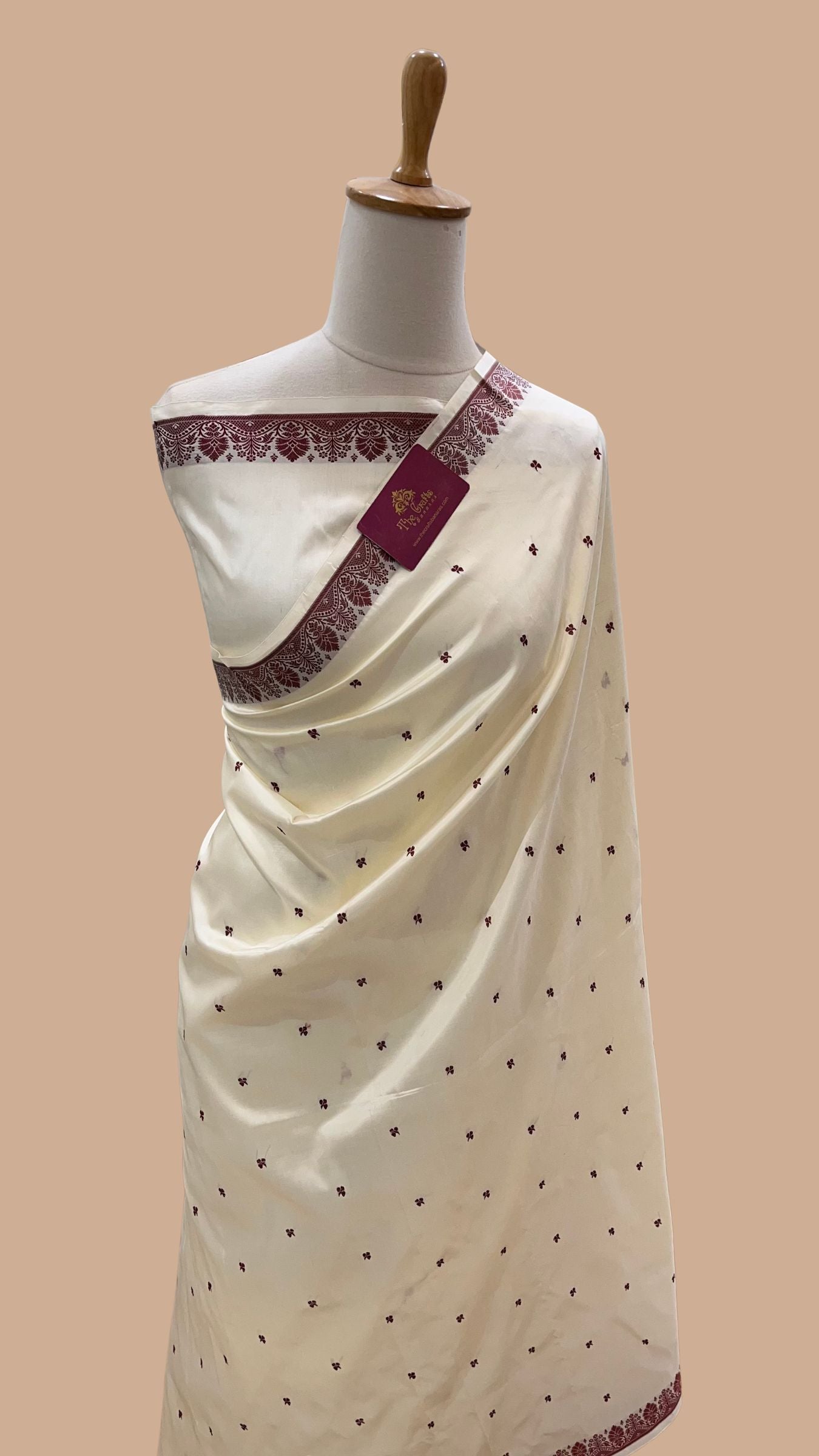 Pure Katan Silk Handloom Banarasi Saree - Resham Chunri Buti