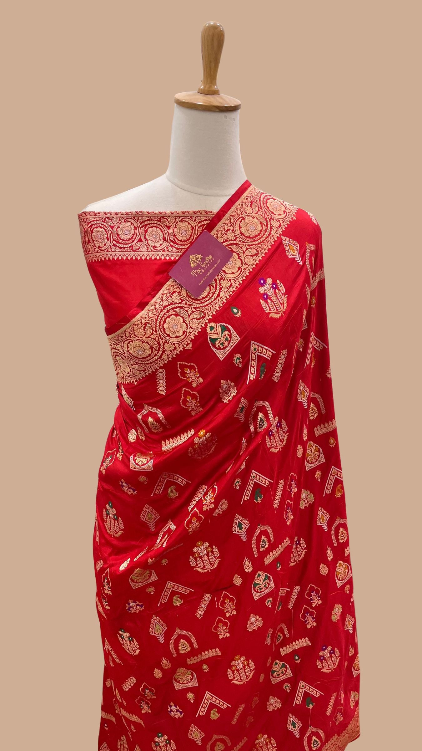 Pure Katan Silk Handloom Banarasi Saree - All over jaal work with meenakari