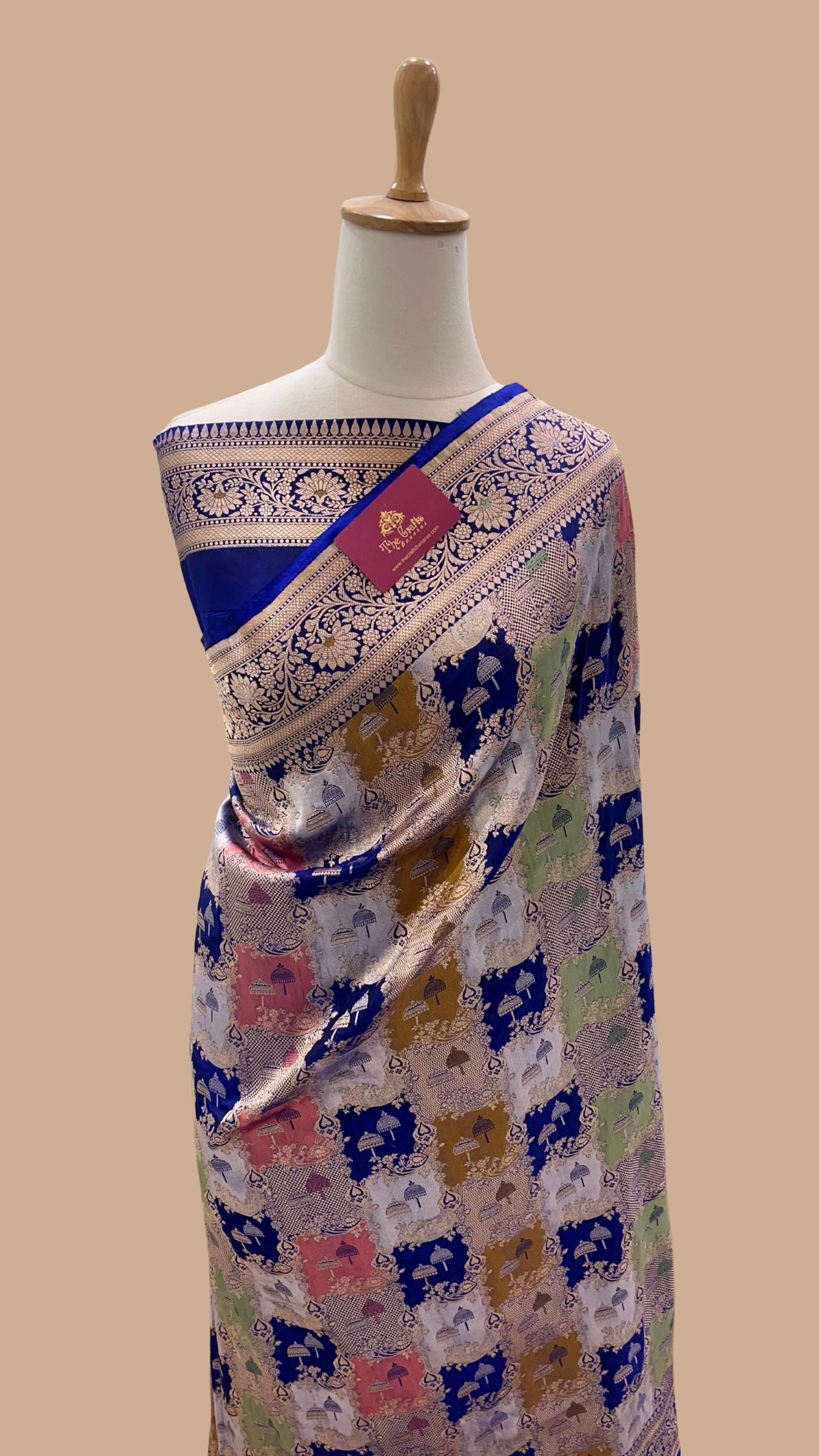 Rangkat Pure Katan Silk Handloom Banarasi Saree - Jaal with meenakari
