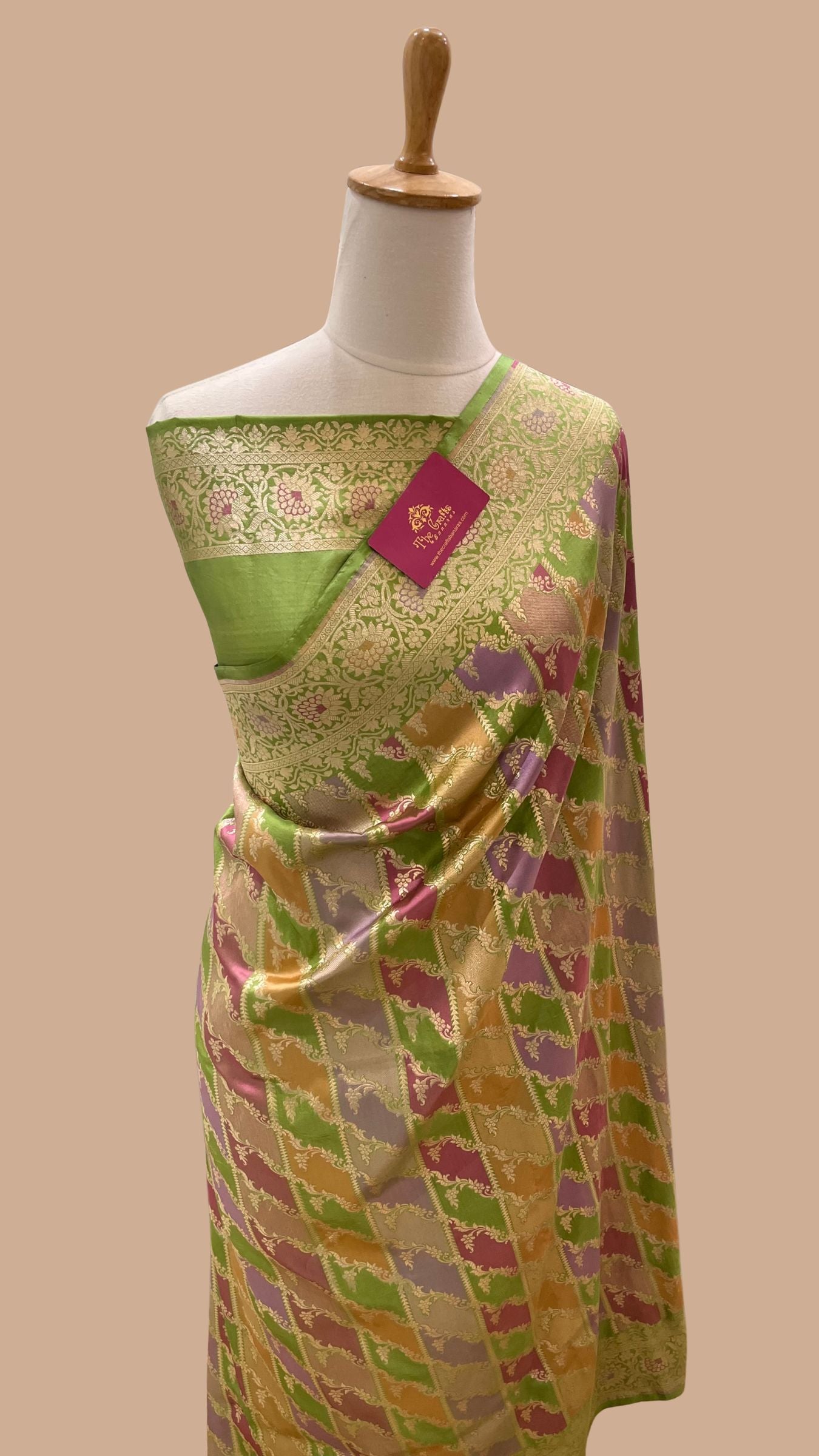 Rangkat Pure Katan Silk Handloom Banarasi Saree - Jaal with meenakari