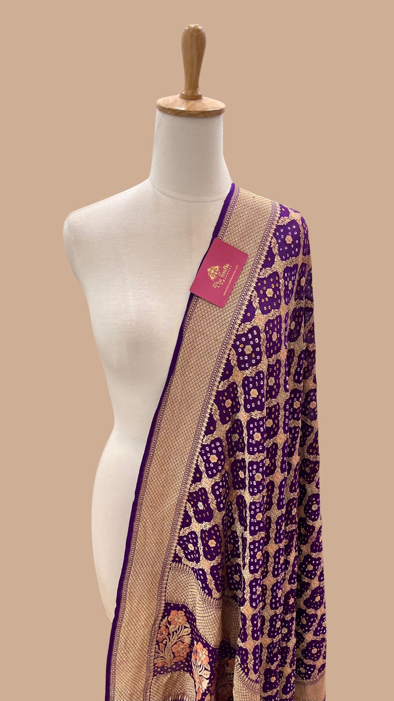 Khaddi Georgette Banarasi Handloom Bandhej Dupatta