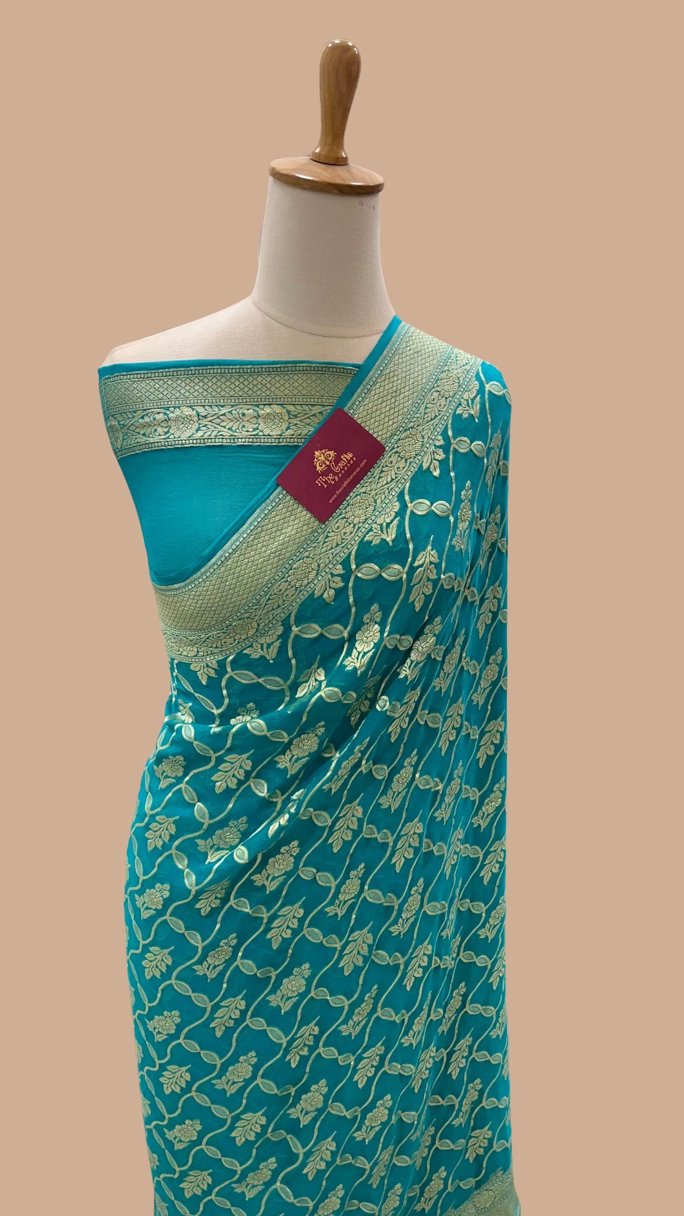 Khaddi Georgette Handloom Banarasi Saree - Water Zari