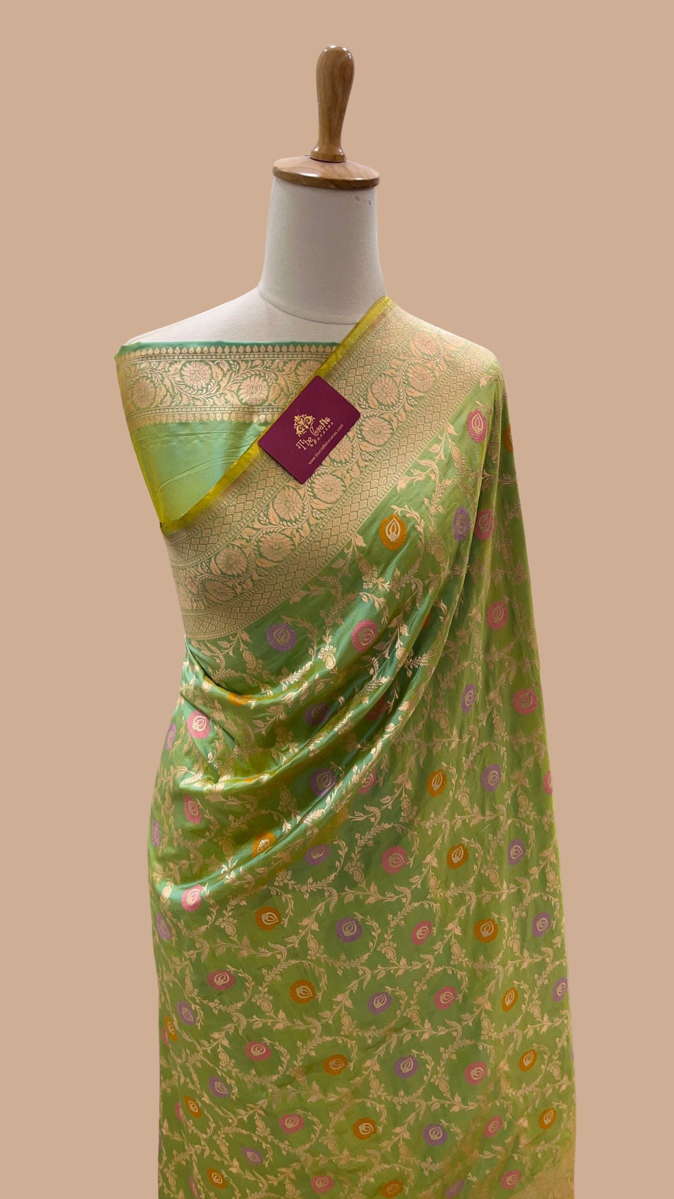 Pure Katan Silk Handloom Banarasi Saree - Jaal With Meenakari