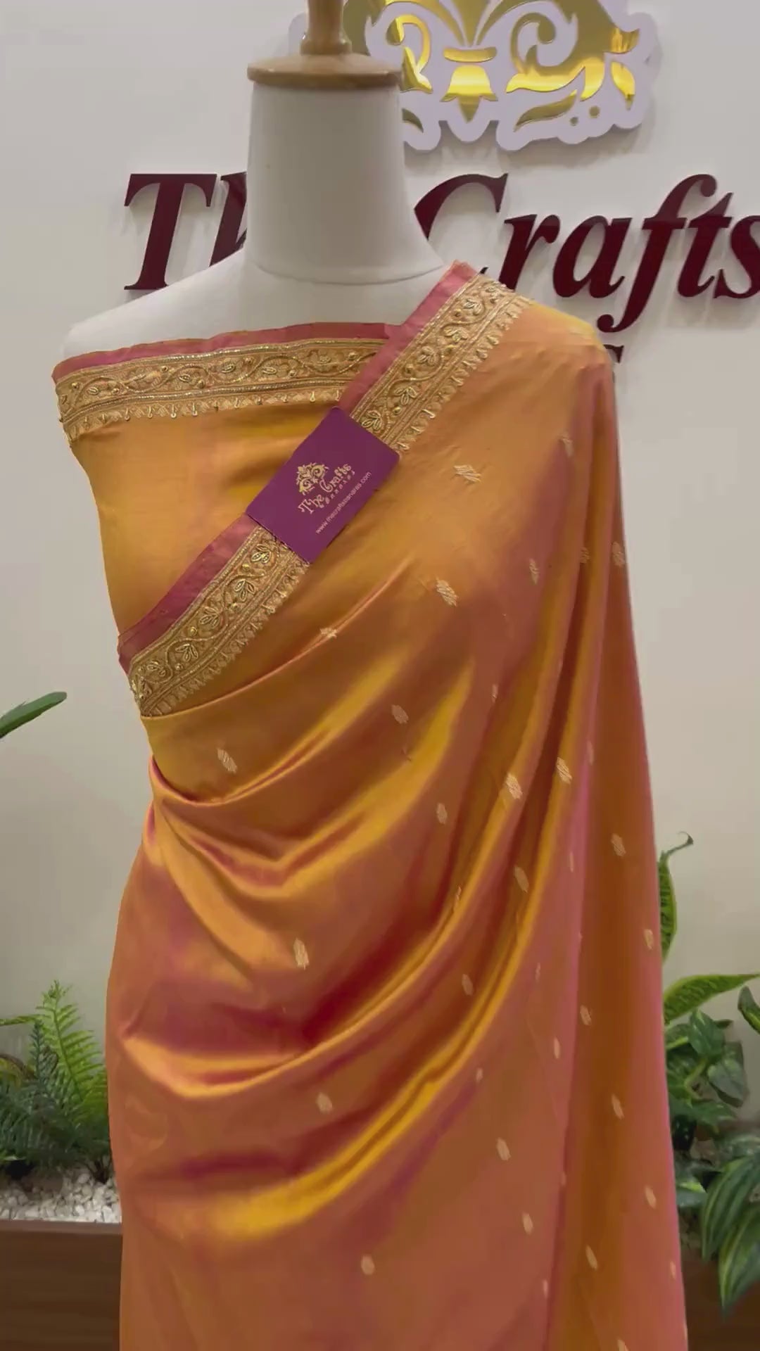 Pure Katan Silk Handloom Banarasi Saree - Resham Chunri Buti with Zadozi Moti Work