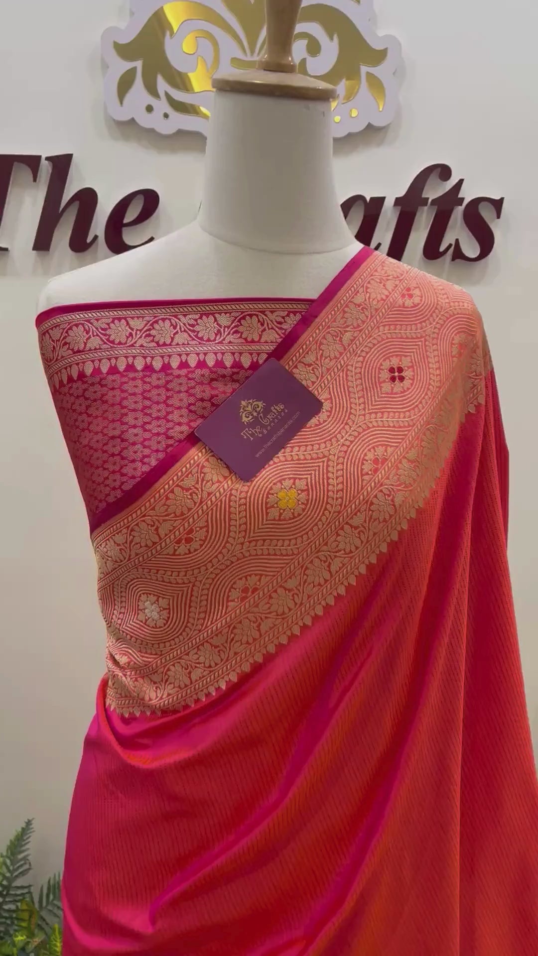 Pure Katan Silk Handloom Banarasi Saree - with kadhua meenakari motifs