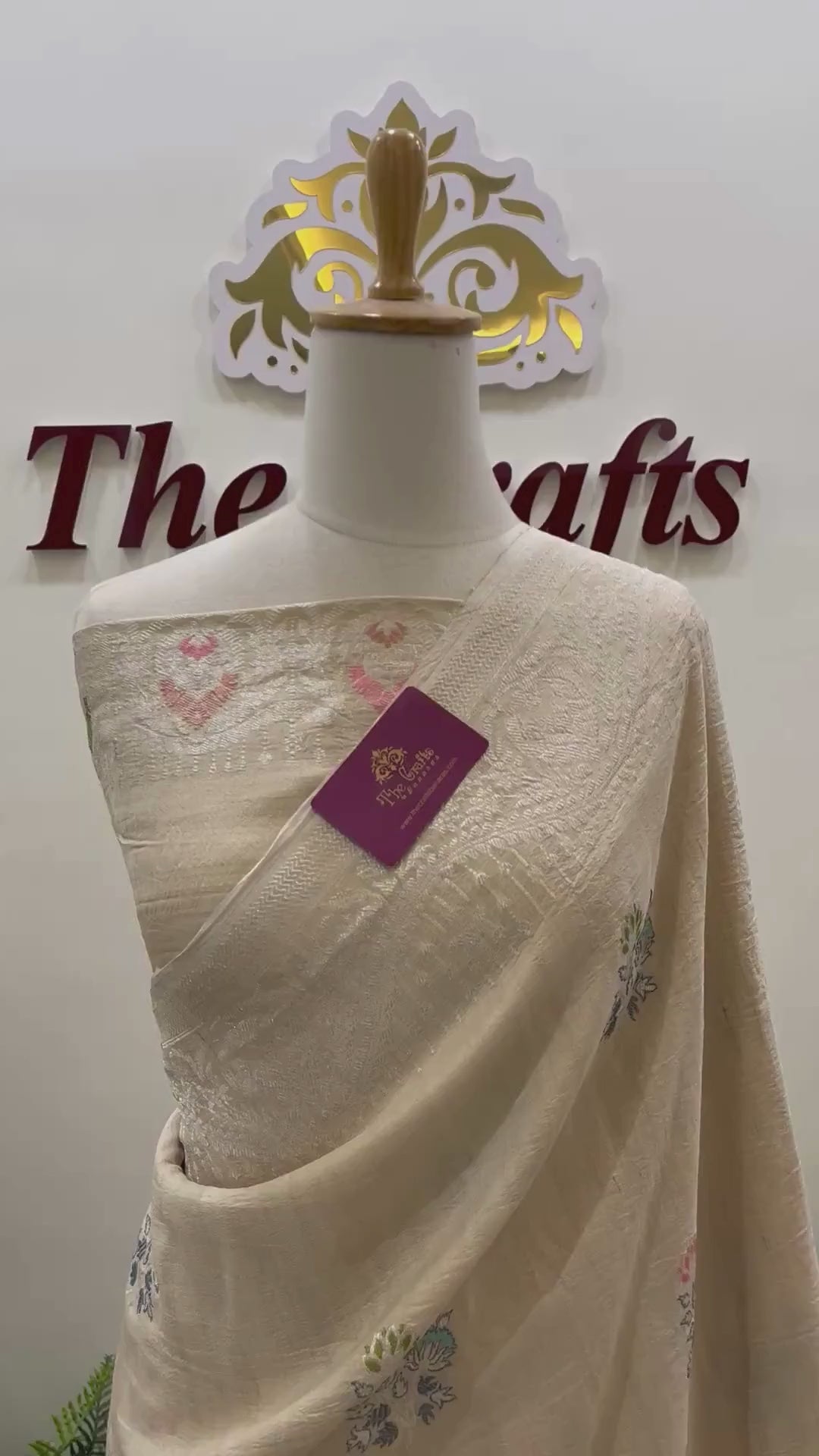 Tussar Georgette Handloom Banarasi Saree - Meenakari