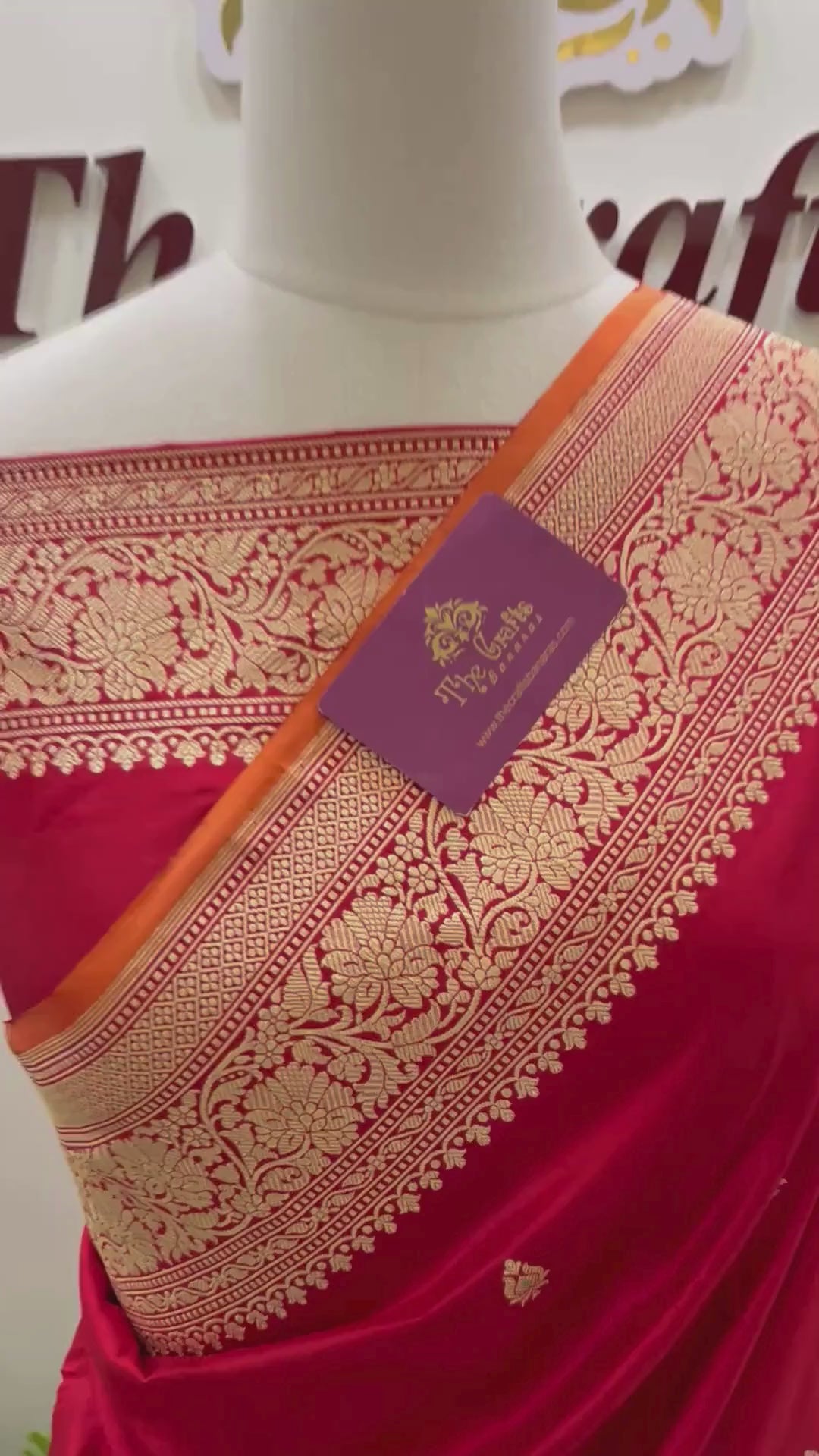 Pure Katan Silk Handloom Banarasi Saree - with kadhua motifs