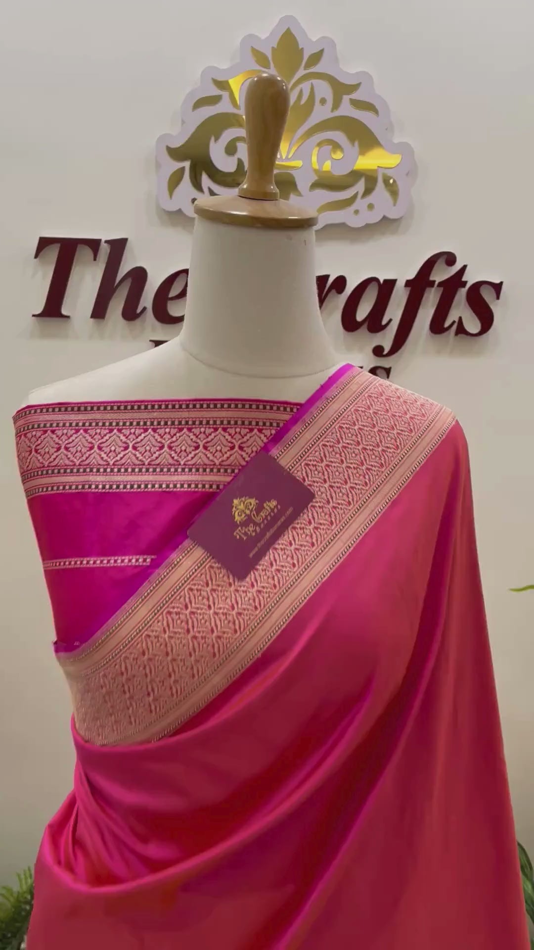 Pure Katan Silk Handloom Banarasi Saree - with Kadhua Meenakari Work