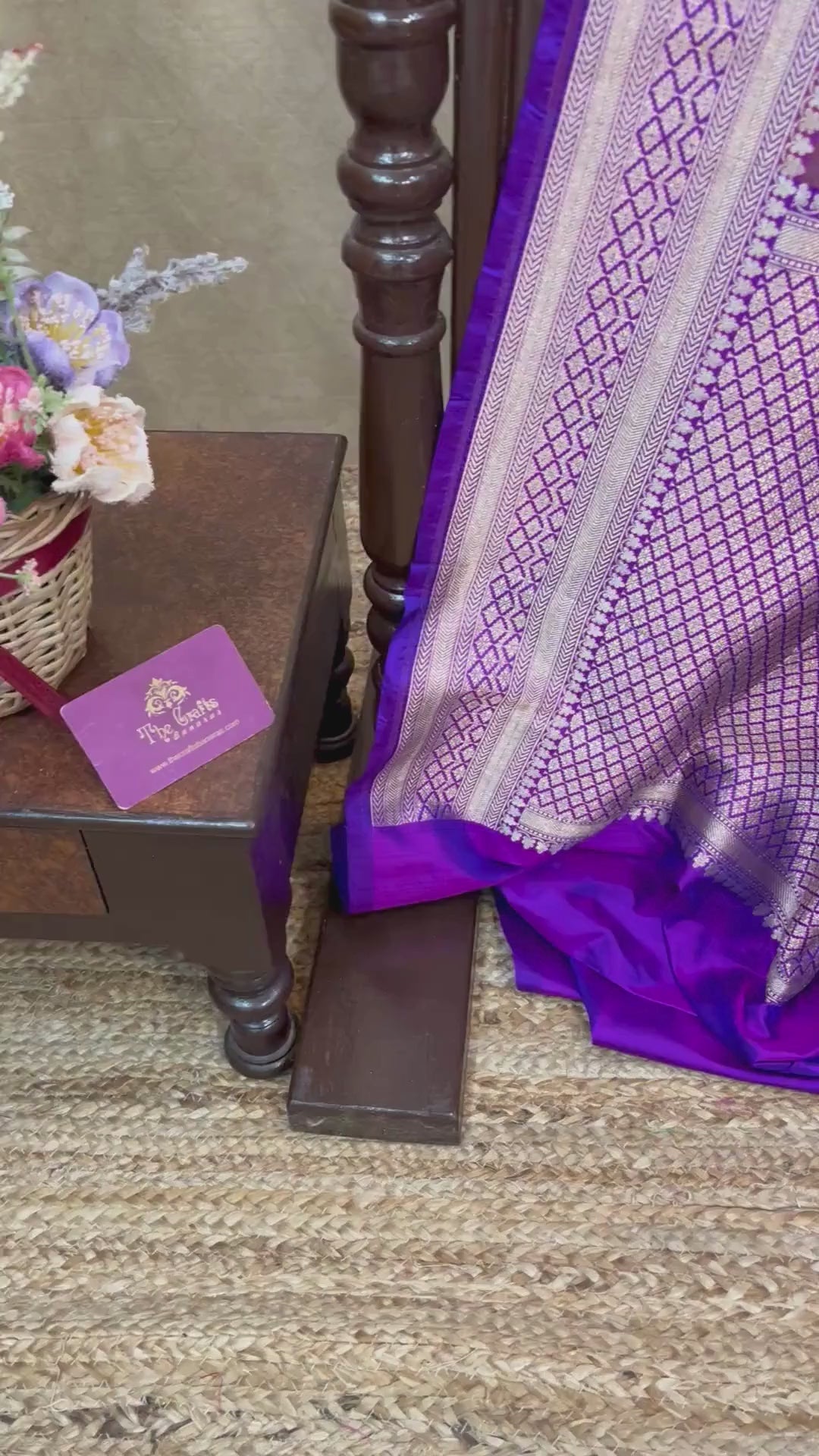 Rangkat Pure Katan Silk Handloom Banarasi Saree - All over Jaal work
