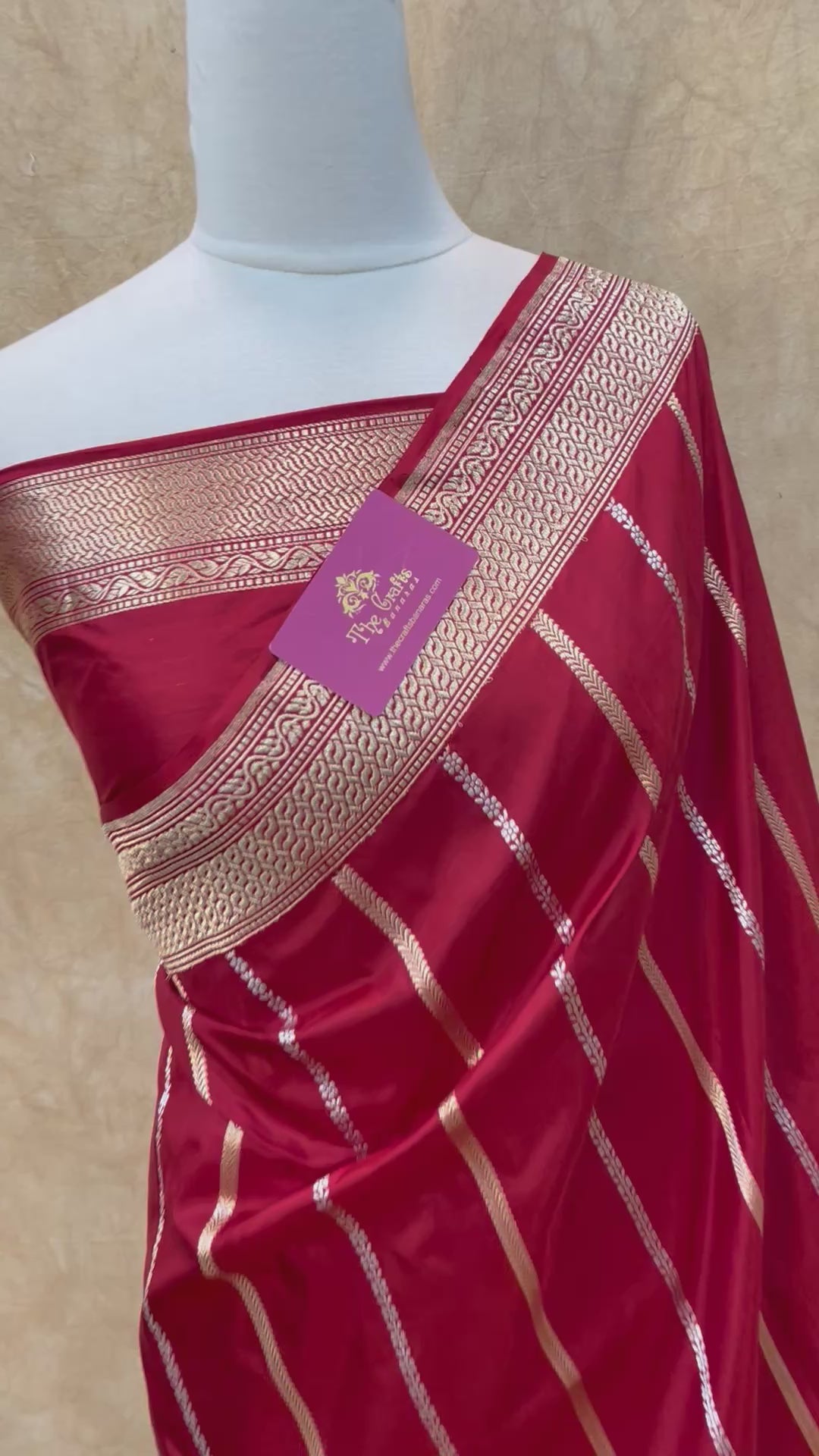 Pure Katan Silk Handloom Brocade Banarasi Saree - with kadhua meenakari work