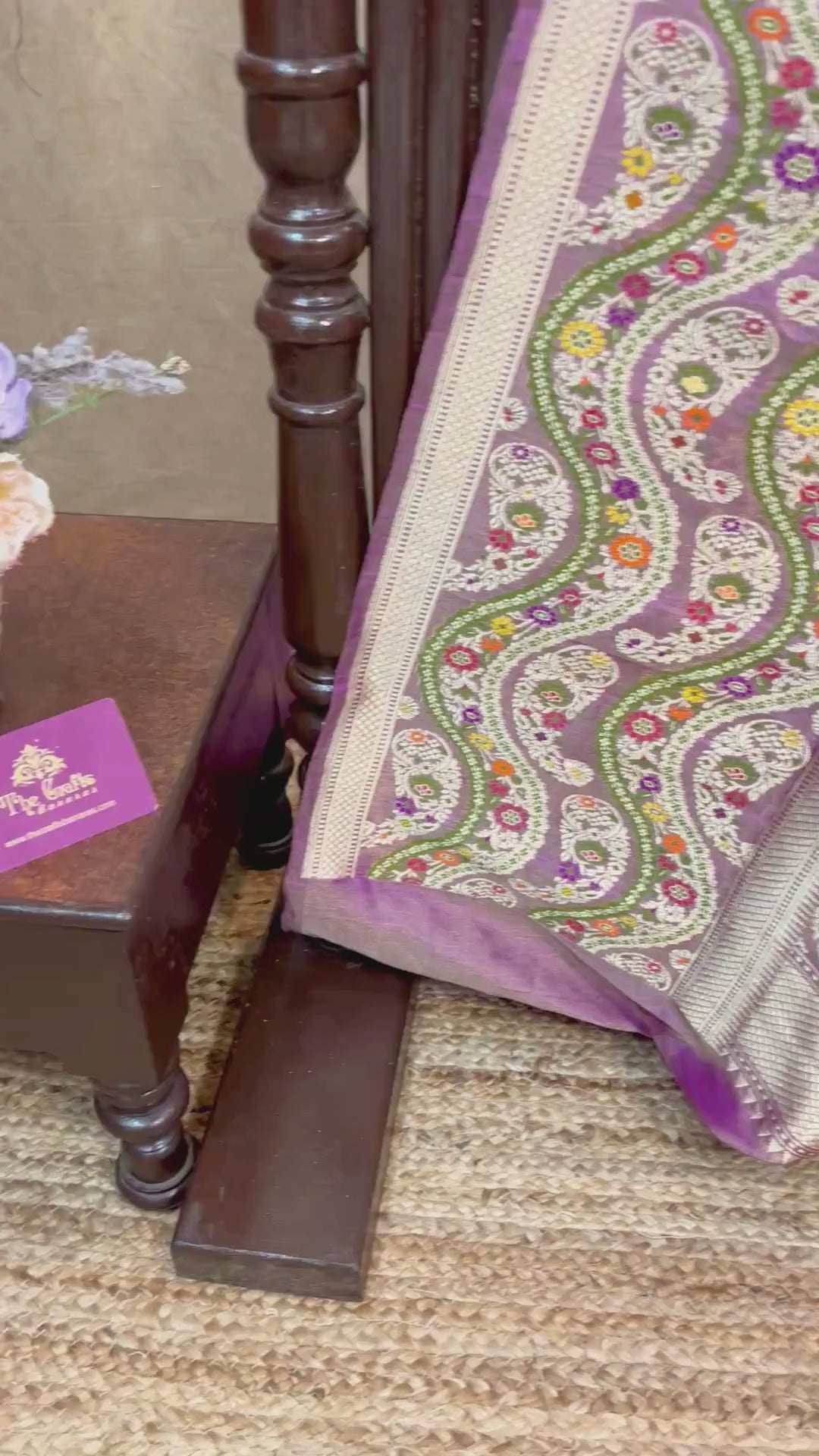 Pure Tissue Silk Handloom Banarasi Saree - with kadhua sona rupa motifs