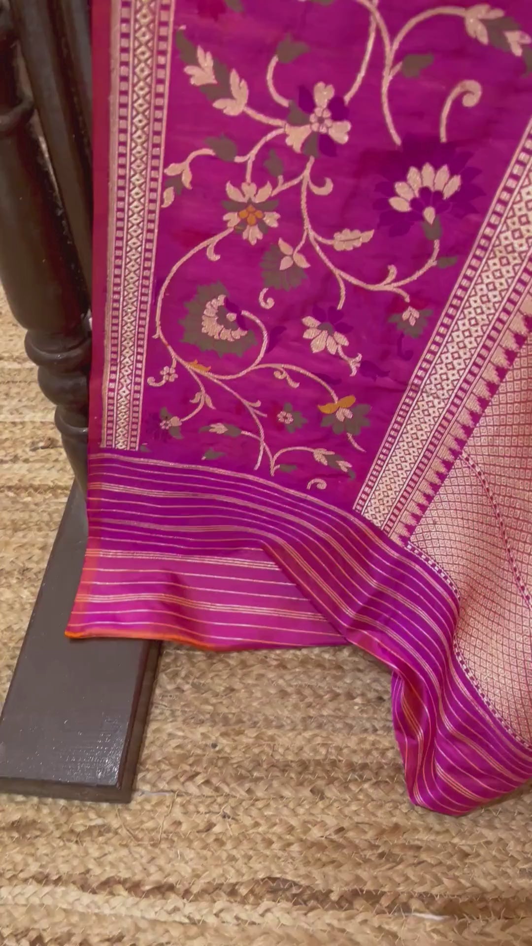 Pure Katan Silk Handloom Banarasi Saree - With kadhua Sona Roopa  Motifs